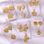 Oil-pressure Set Vintage Palace-style Stud Earrings And Necklace Non-fading Stainless Steel Gold-plated Jewelry