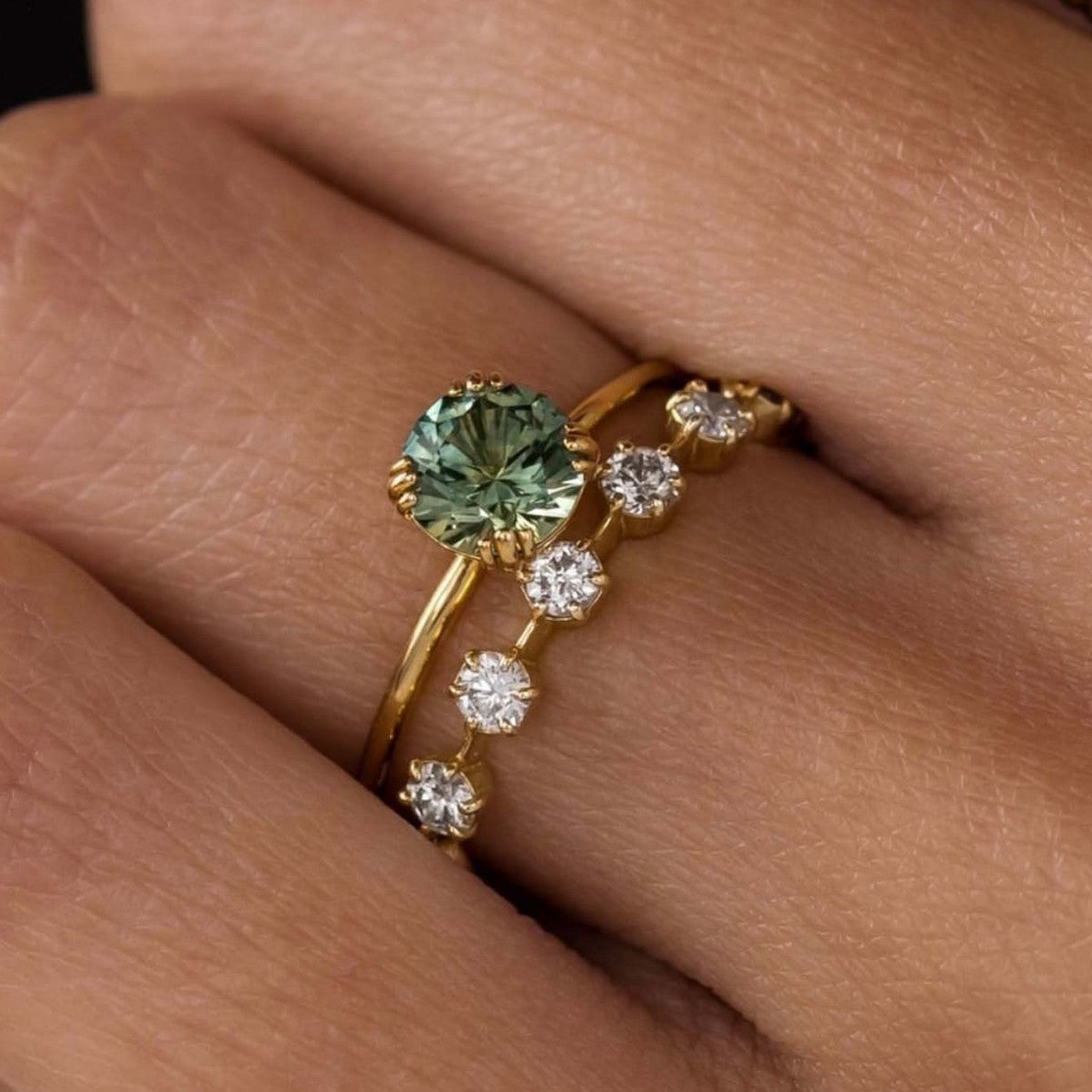 S925 Silver Green Center Stone Full-Set Moissanite Vintage Stacking Ring
