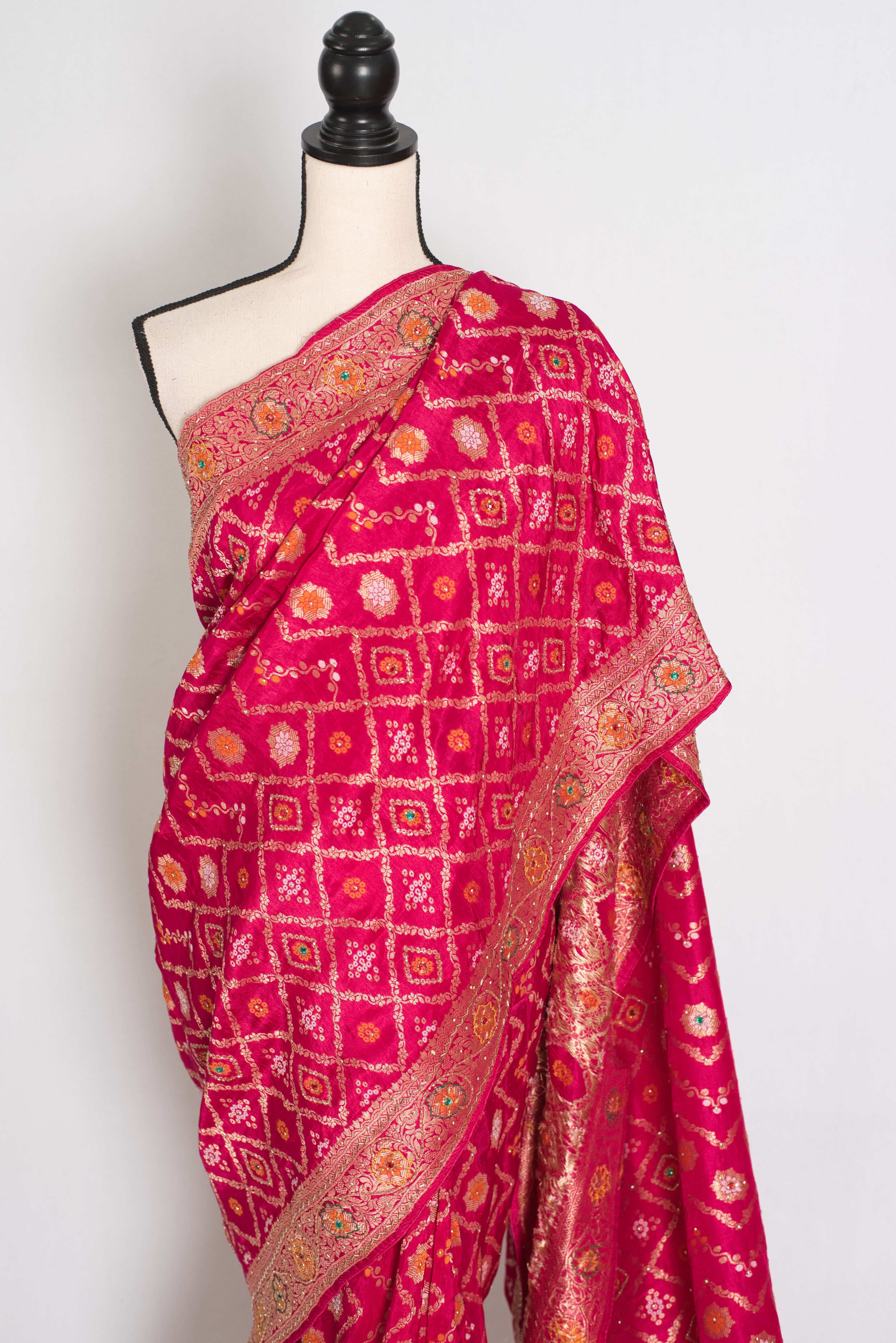 Liza | Dark Pink Hand Embroidery Soft Dola Silk Banarasi Saree