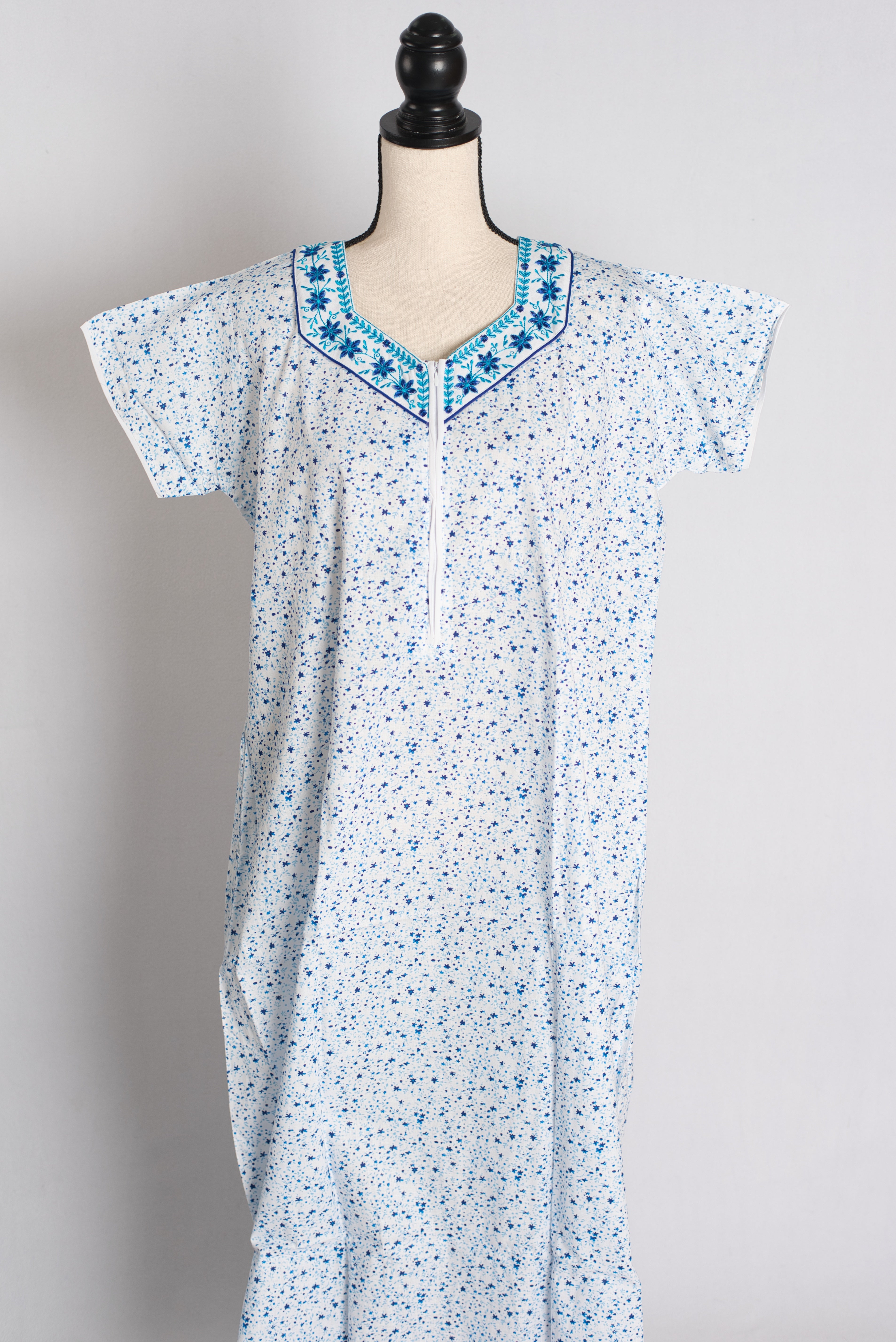 White and Blue Printed Pure Cotton Nightwear in Regular Size