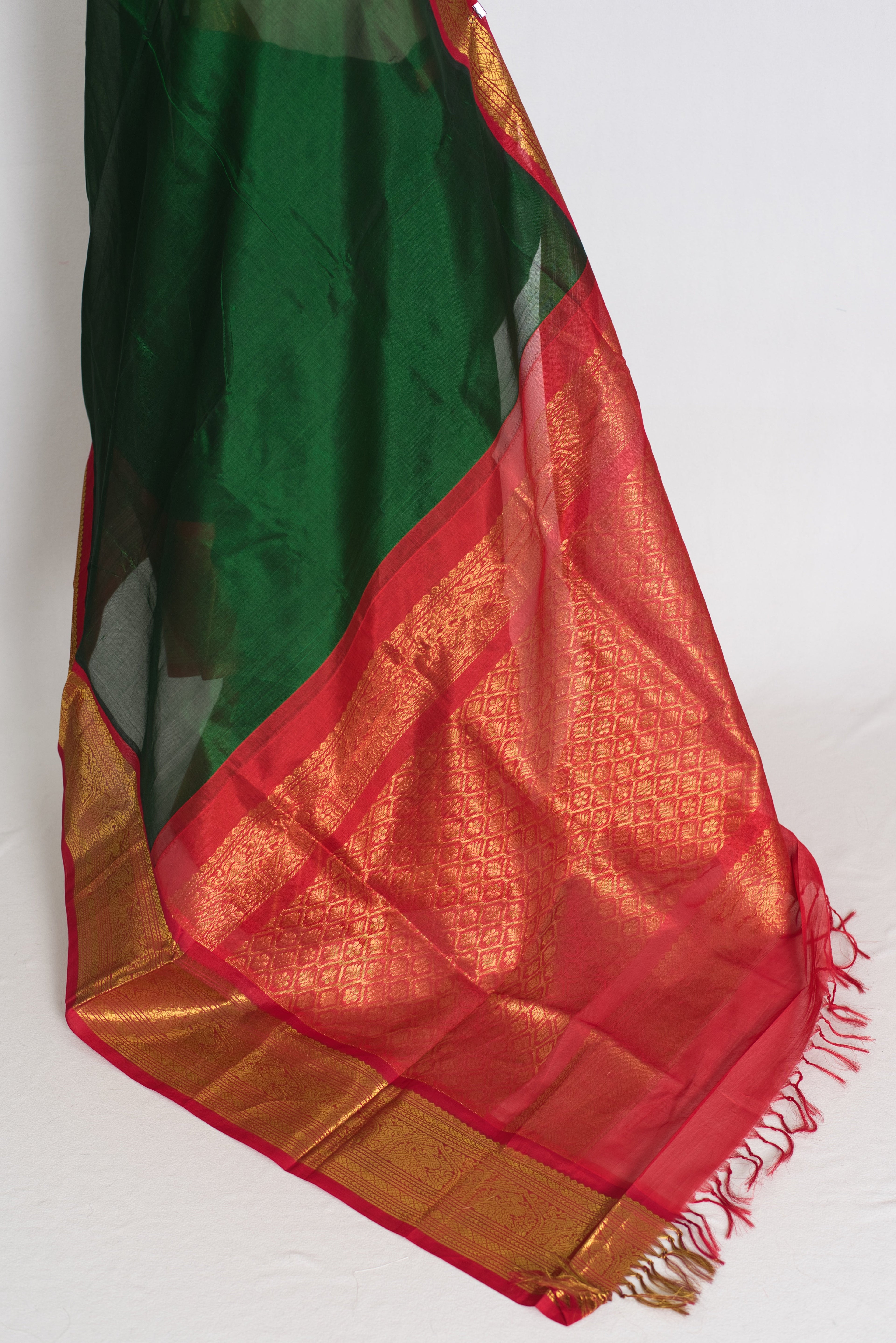 Latha : Bottle Green and Red Cotton Silk Kanjivaram Saree with 36 Size Blouse