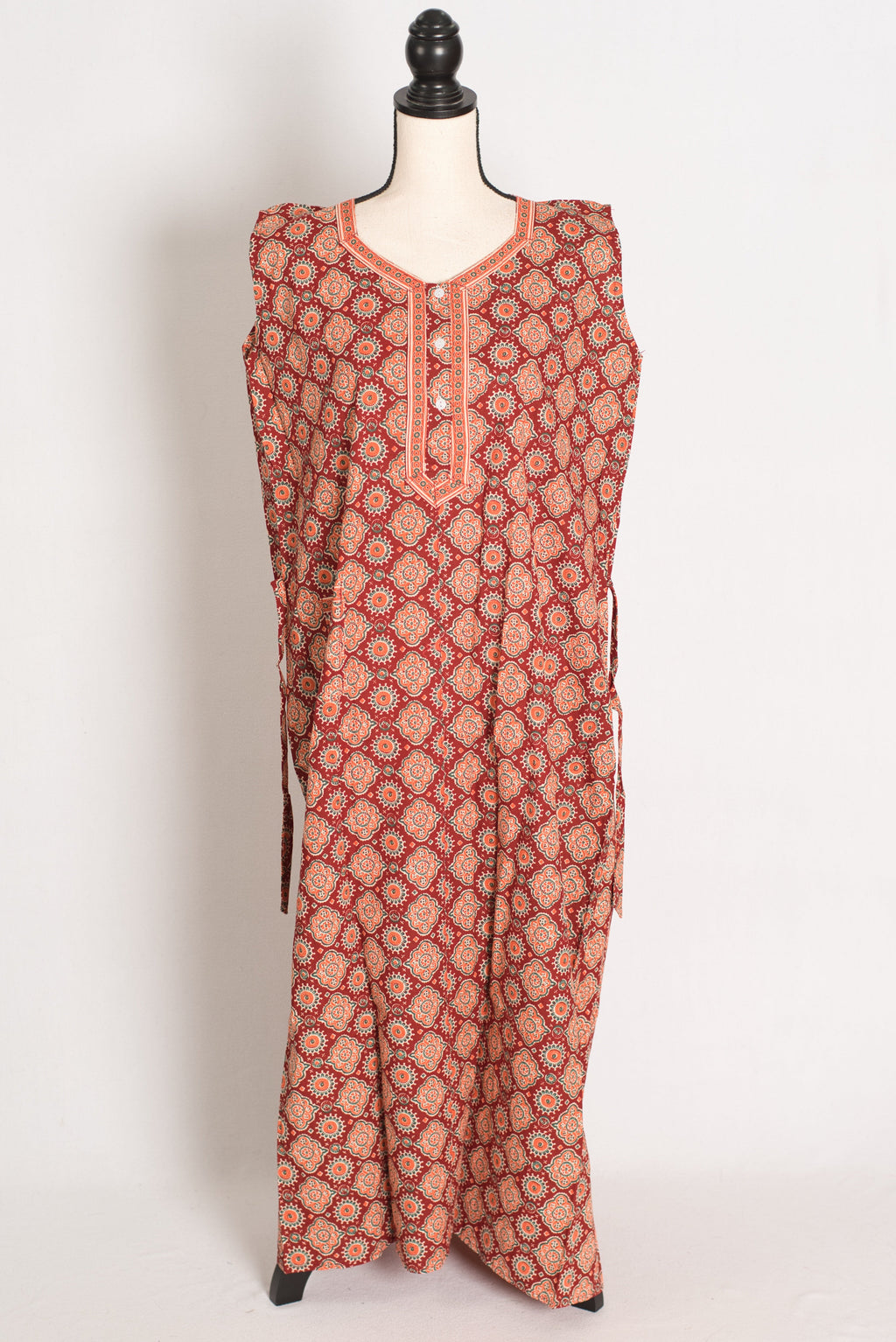 Pure Cotton Dark Red Kalamkari Printed Sleeveless Nighty in Regular Size