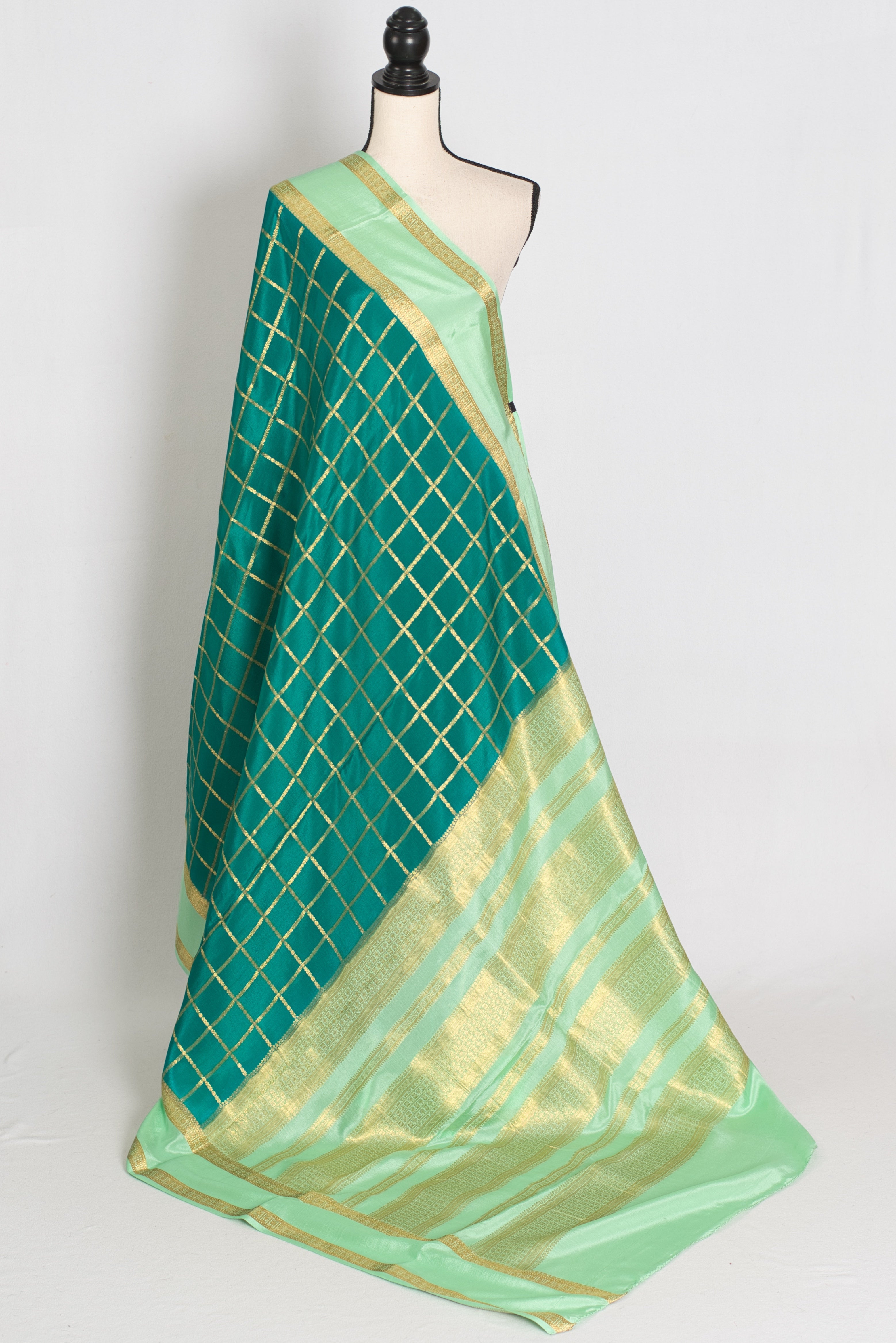 Sutra | Rama Green and Gold 110 gms Mysore Crepe Silk Saree | 38 Size Blouse