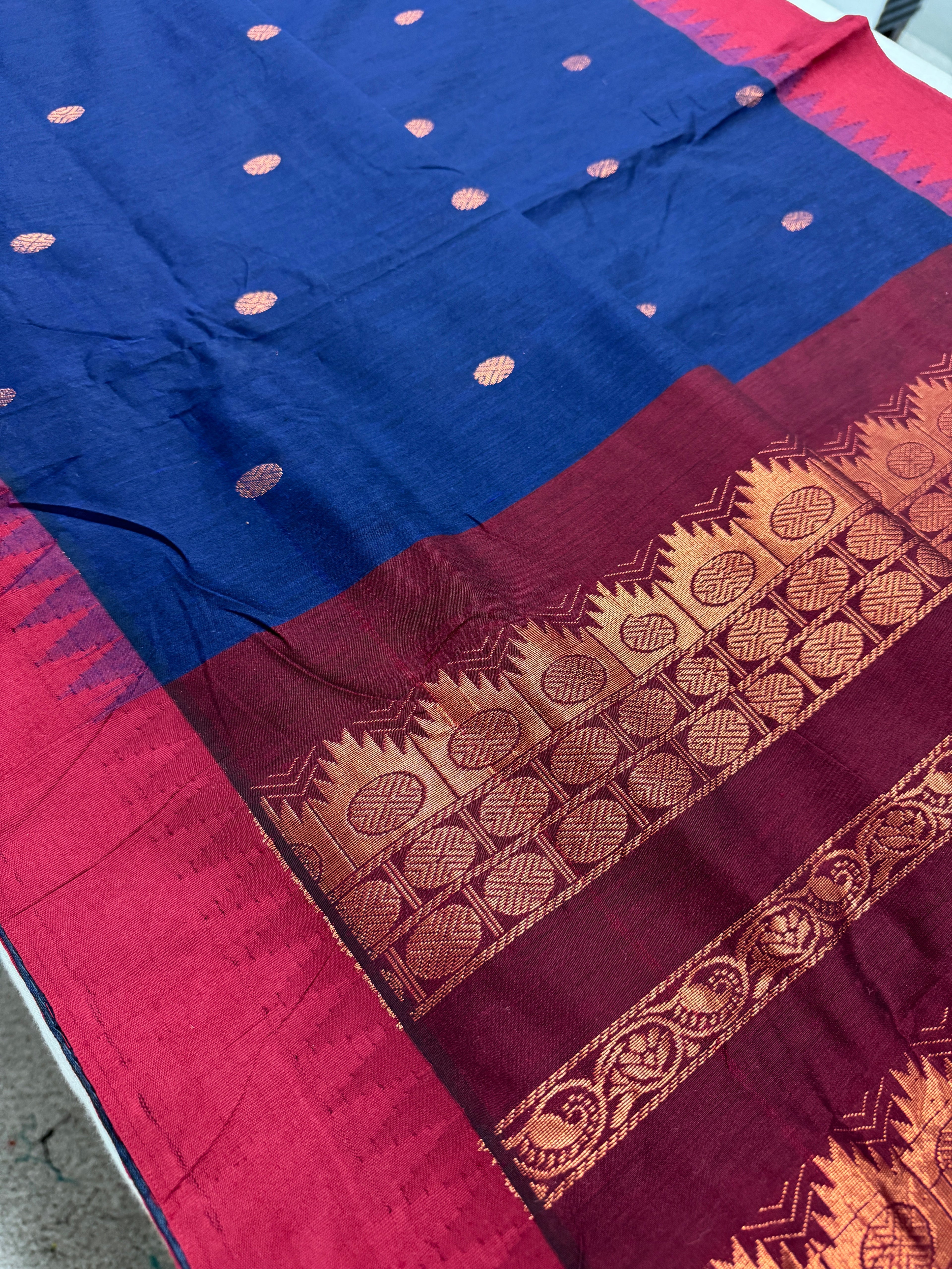 Hema : Blended Cotton Gadwal Saree in Midnight Blue and Dark Red