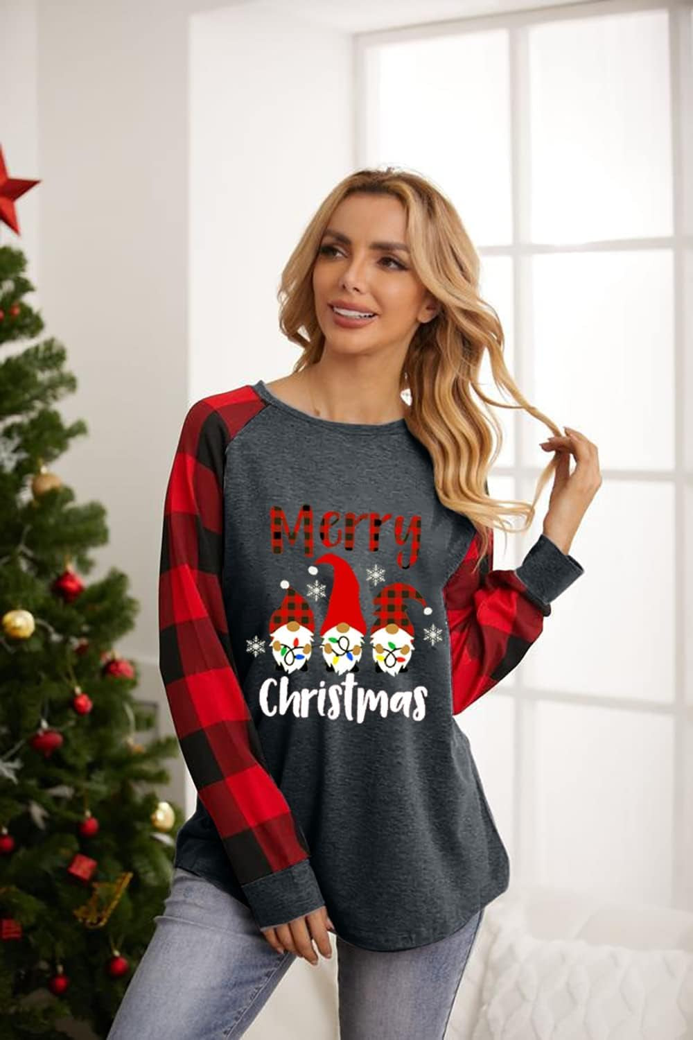 Christmas Shirts for Women Gnomes T-Shirt Candy Canes Plaid Tshirts