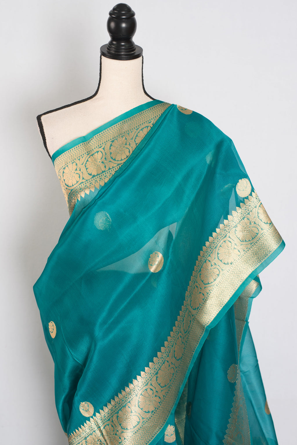 Ritaja : Rama Green and Gold Kora Organza Banarasi Saree with 38 Size Blouse