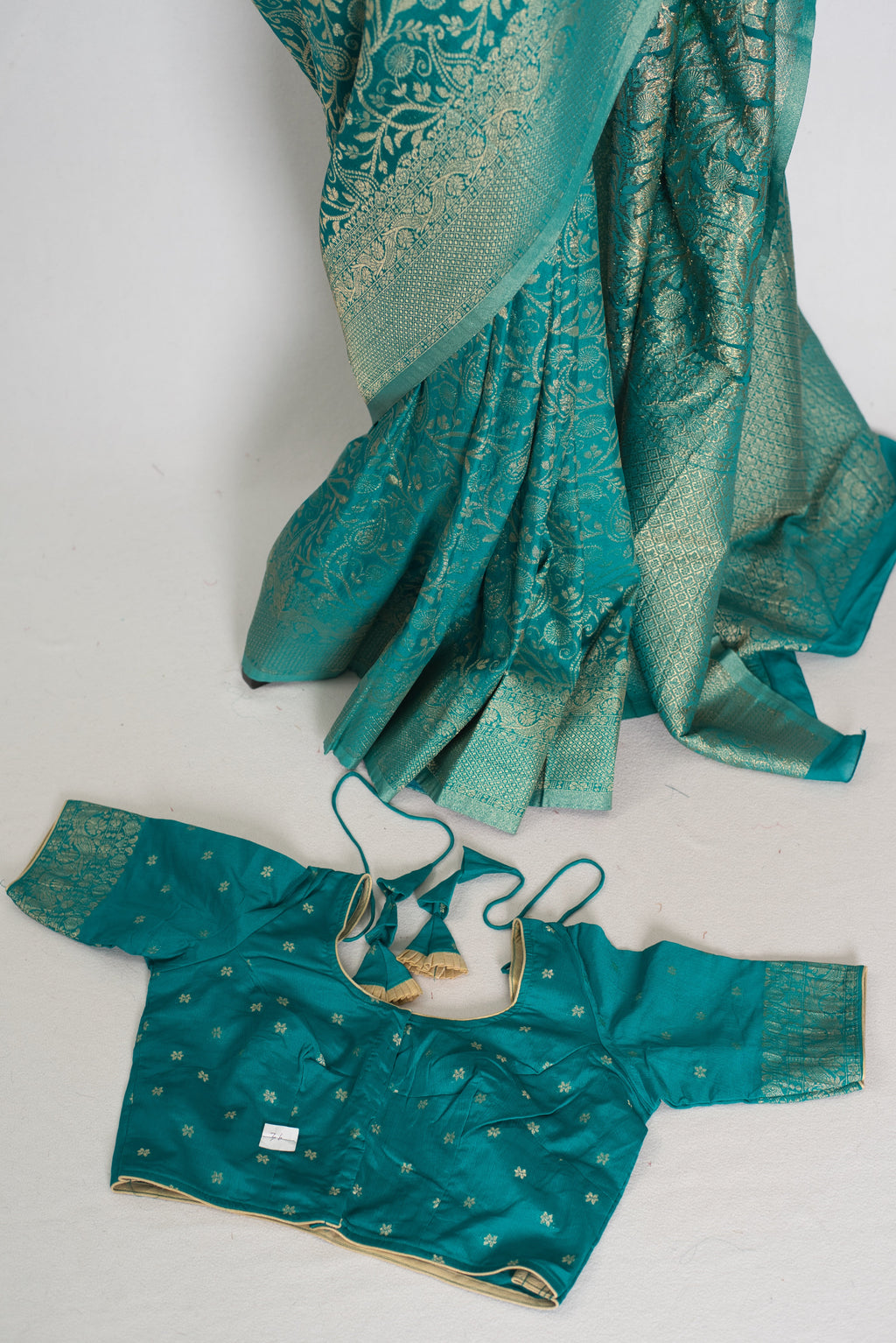 Rini | Rama Green Semi Georgette Banarasi Saree | Pre-Stitched Size 36 Blouse