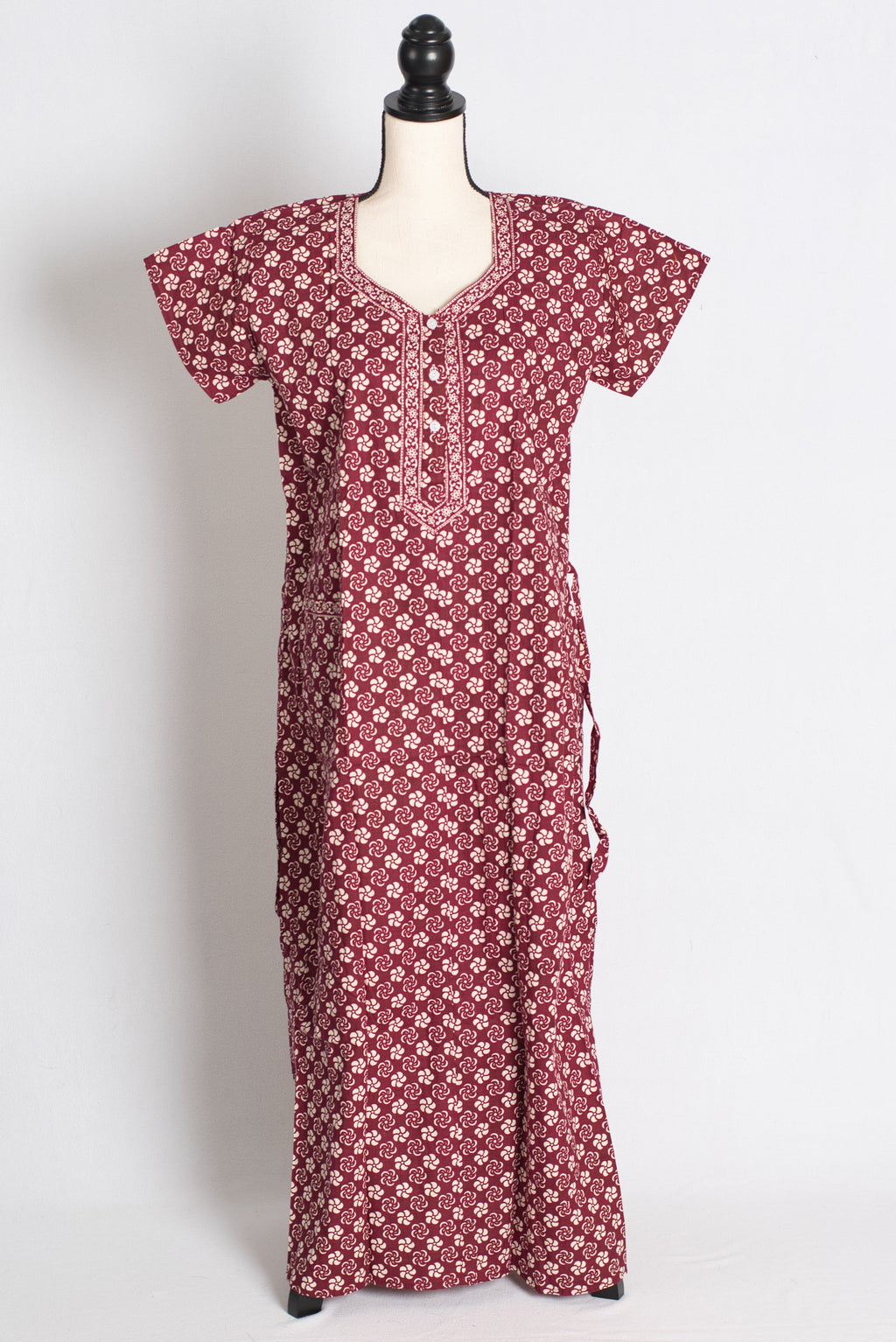 Printed Maroon Pure Cotton Nightwear in Regular Size