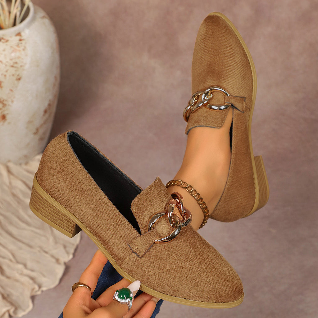 Womens Chunky-heel Pumps With An Elegant Metal Chain And Round Toe