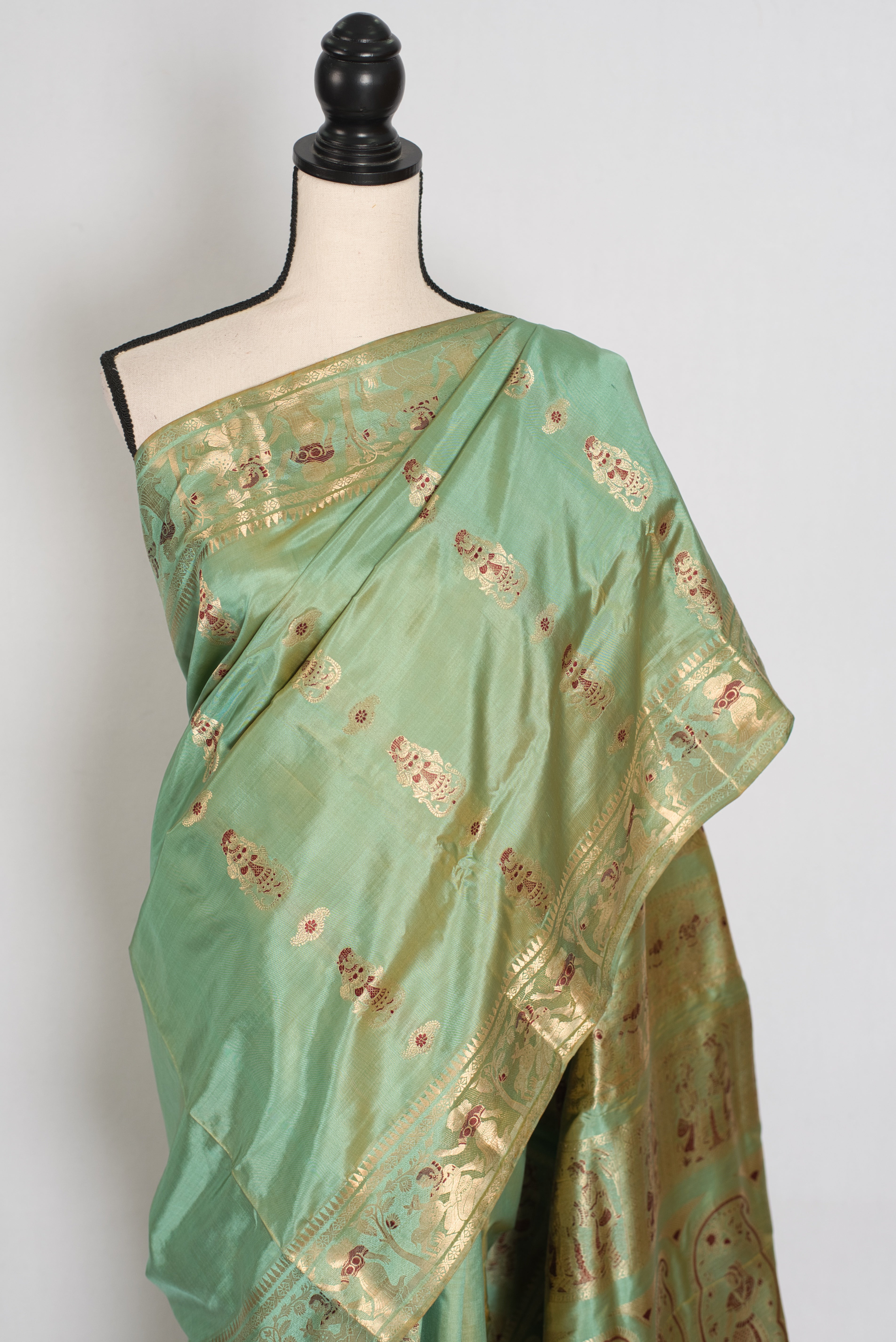 Vibha | Pastel Sea Green Handwoven Minakari Swarnachari Saree | 40 Size Blouse