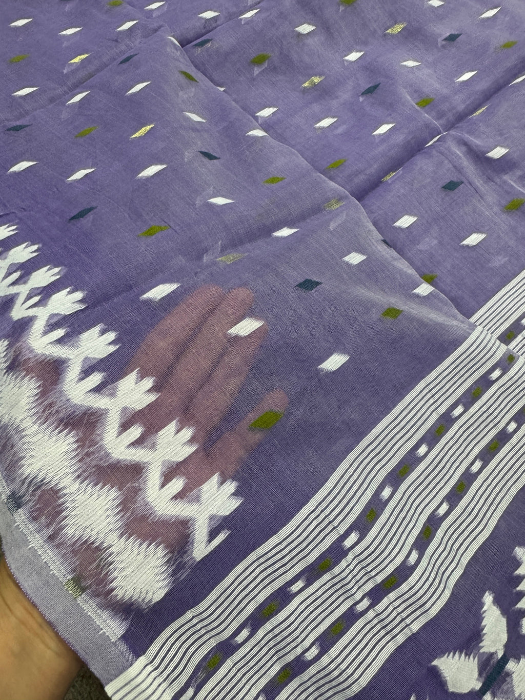 Madhabi : Mauve and White Blended Soft Cotton Jamdani Saree