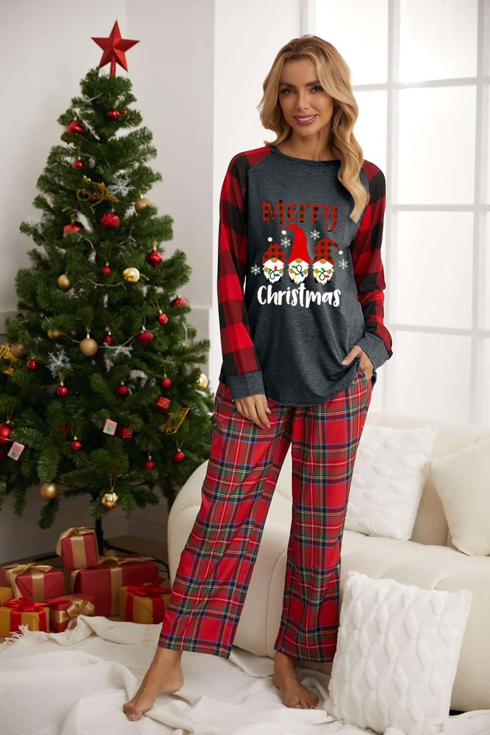 Christmas Shirts for Women Gnomes T-Shirt Candy Canes Plaid Tshirts