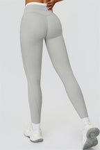 The Canyon Sports Bra Leggings 2-Piece Set