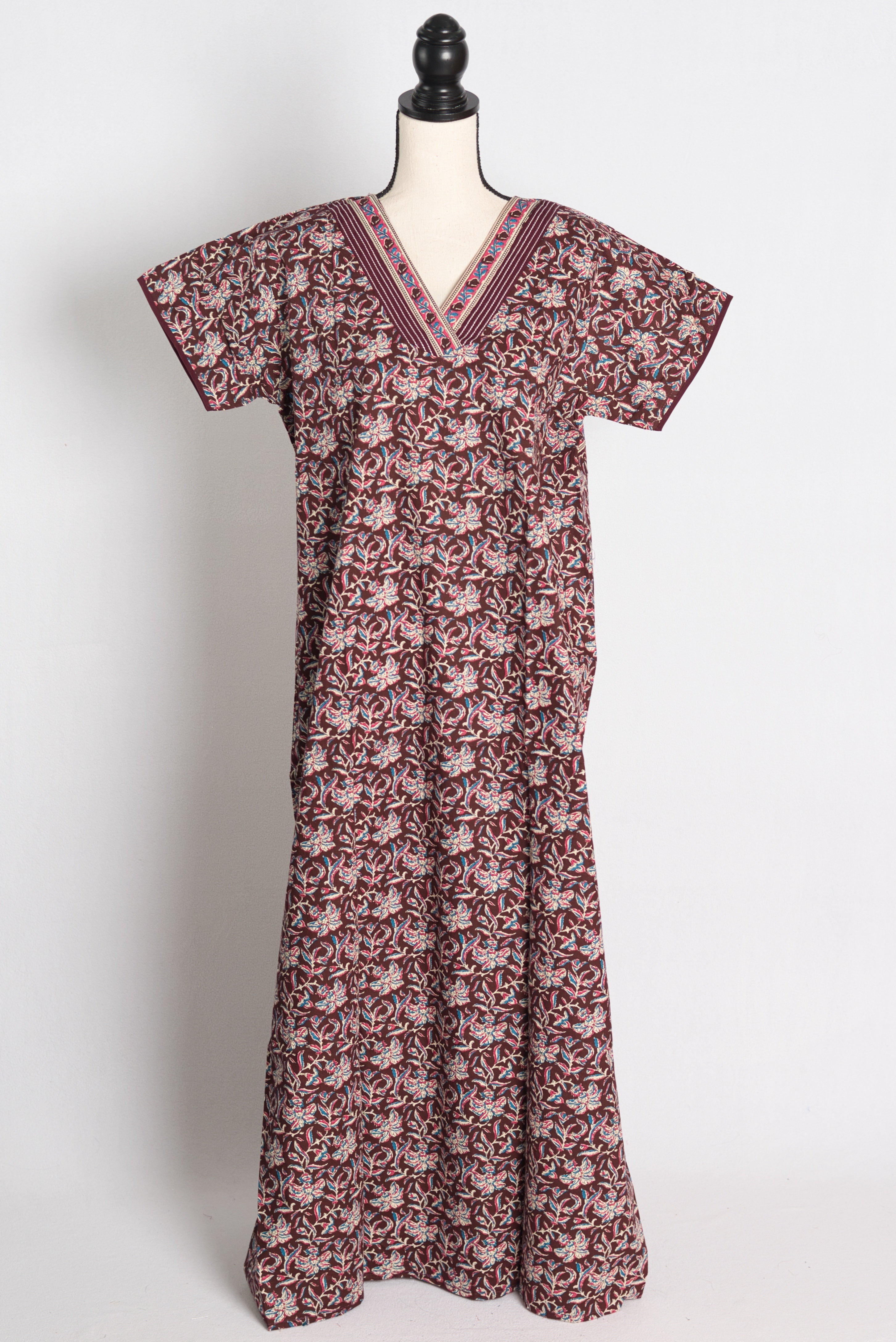 Printed Maroon Cotton Nightwear in Regular Size