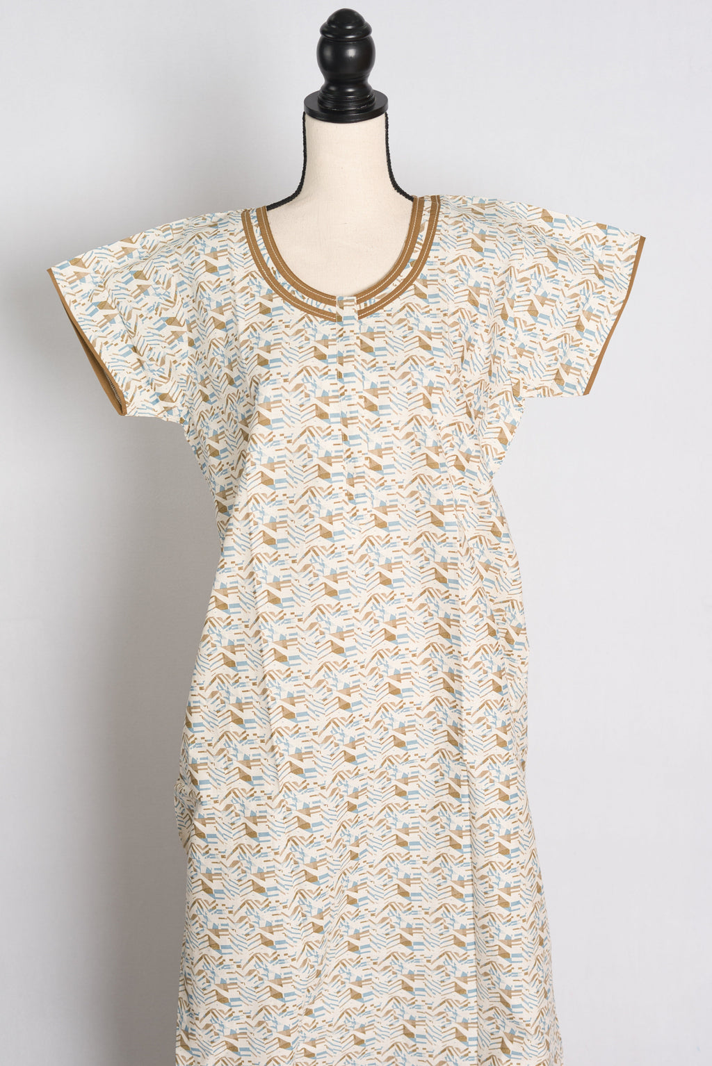 Printed White and Green Cotton Nightwear in Regular Size — Style B (Jan)