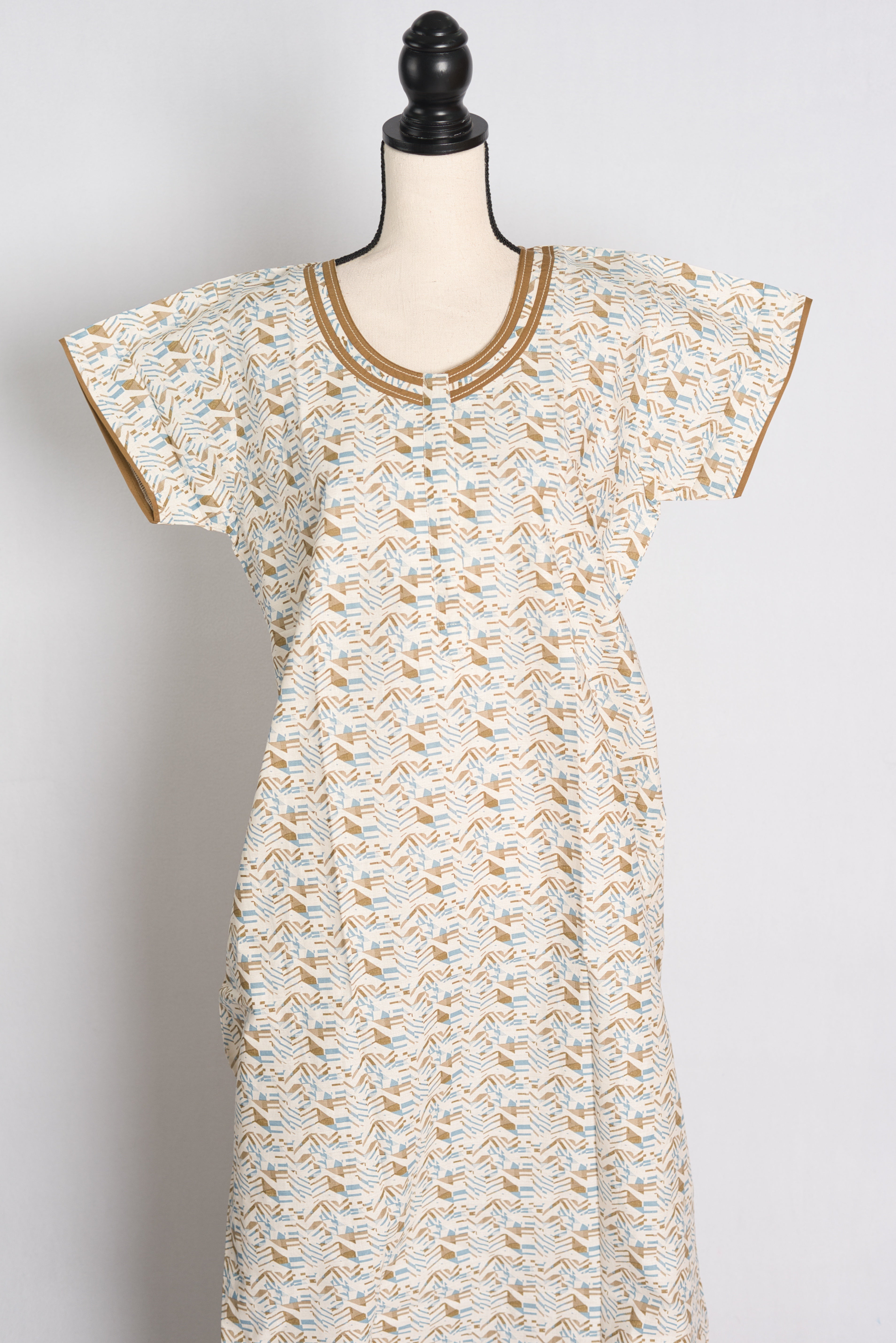 Printed White and Green Cotton Nightwear in Regular Size — Style B (Jan)