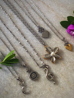 MUSICAL NOTE NECKLACE