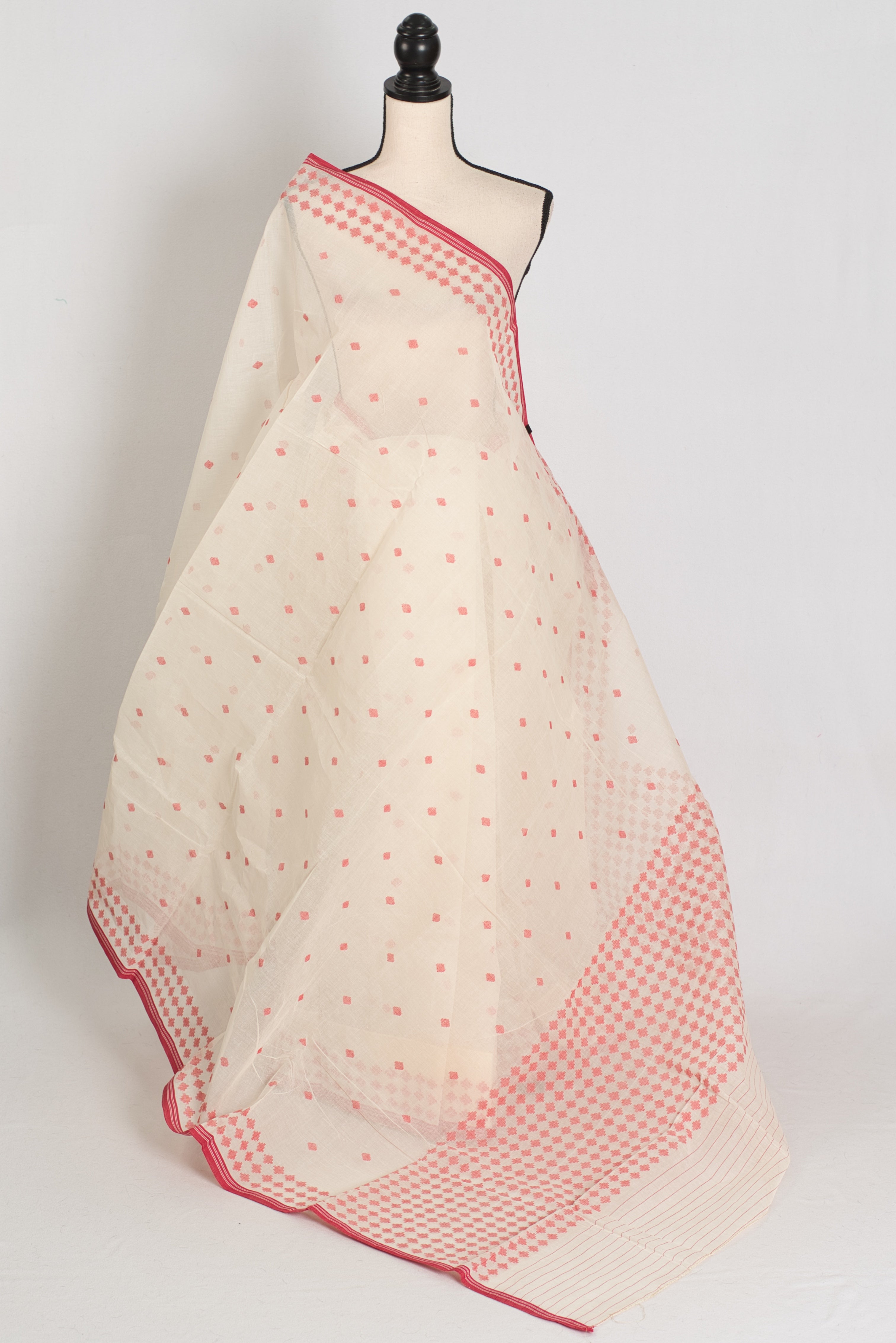 Jamini | Traditional White & Red Bengal Cotton Jamdani Saree