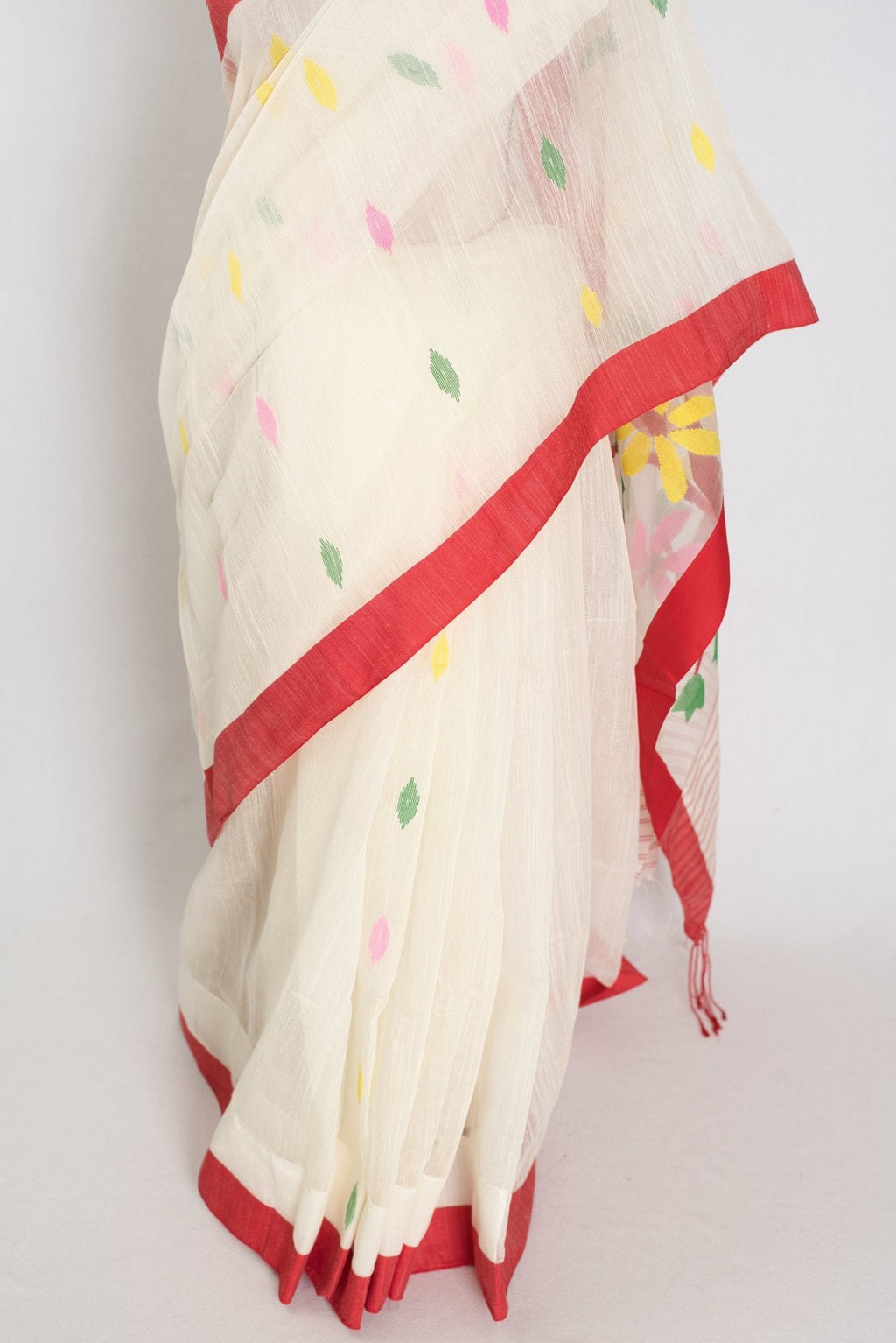 Balaka: White & Red Bengal Linen-Cotton Saree | Traditional Lal-Par Saree