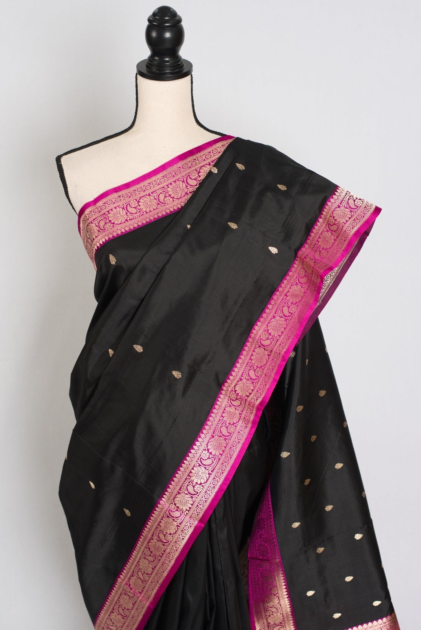Brahamar : Silk Mark Certified Katan Banarasi Saree in Black and Magenta