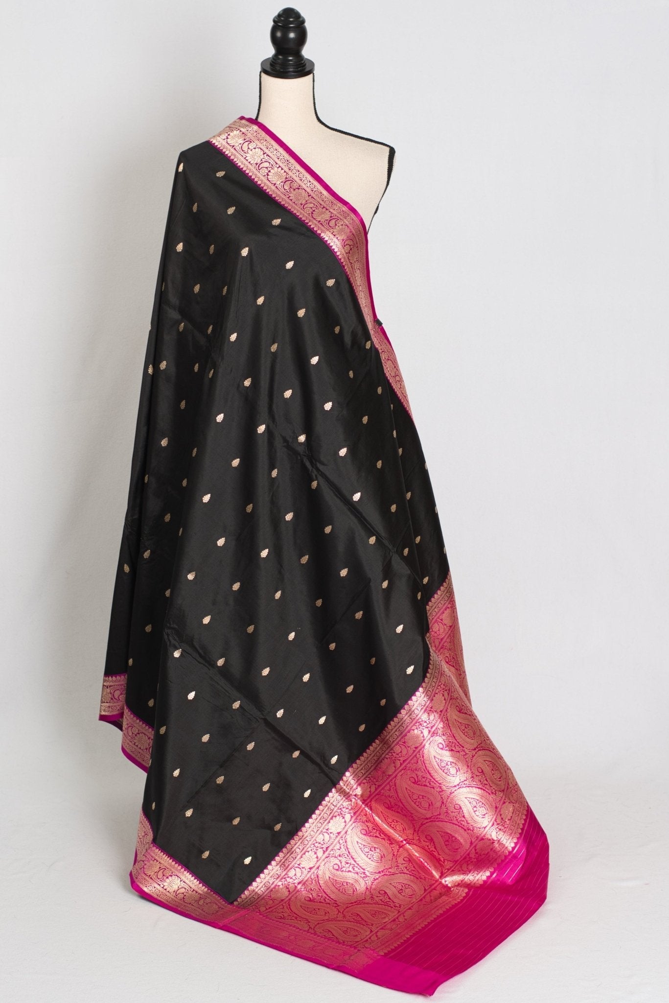 Brahamar : Silk Mark Certified Katan Banarasi Saree in Black and Magenta