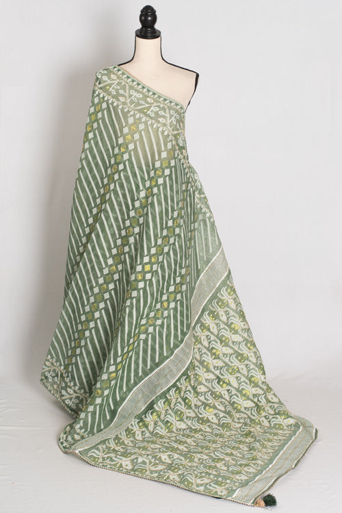 Heena – Soothing Green and White Blended Cotton Jamdani Saree