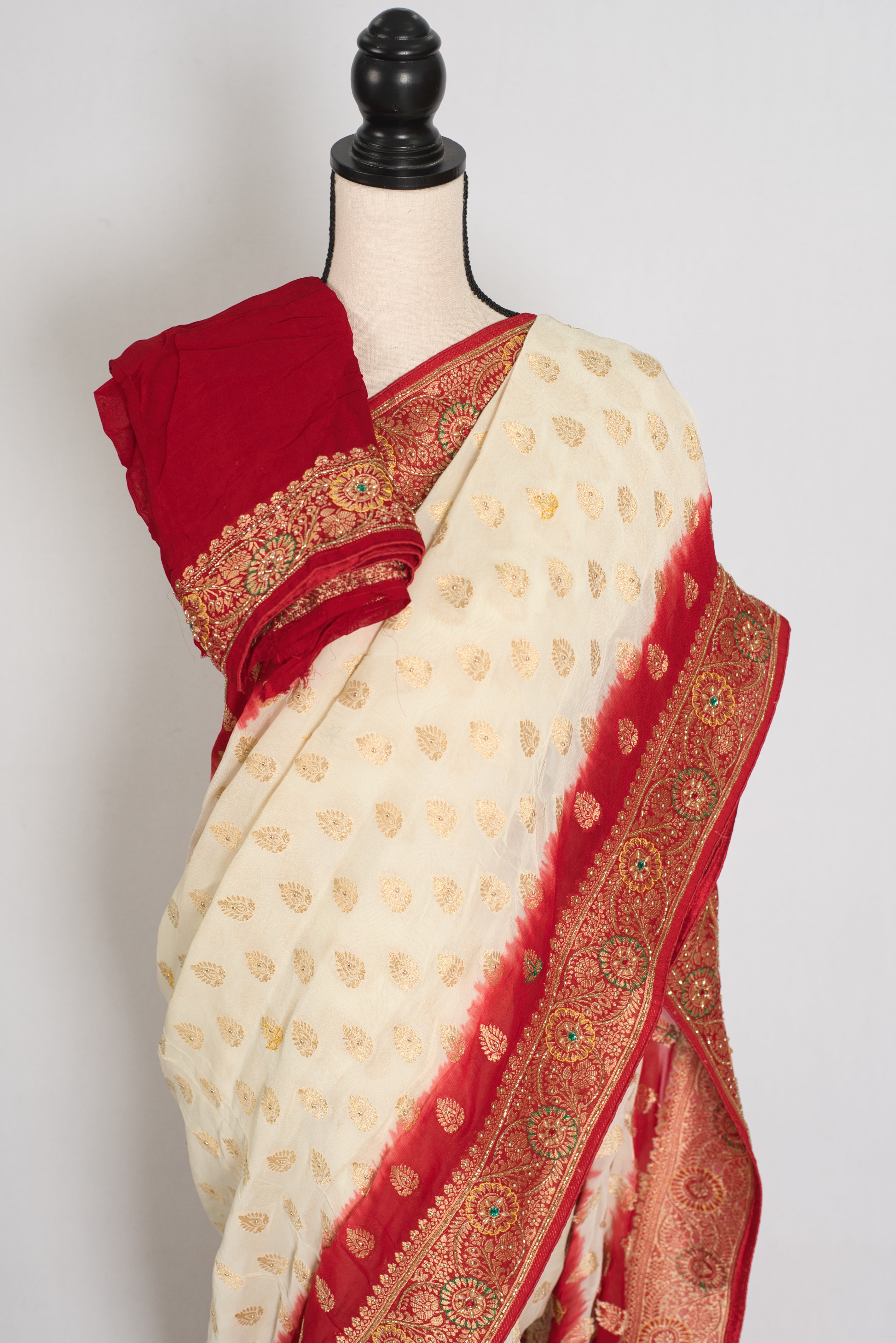 Maya | Off-White & Red Crepe Georgette Banarasi Saree | Bengali Look