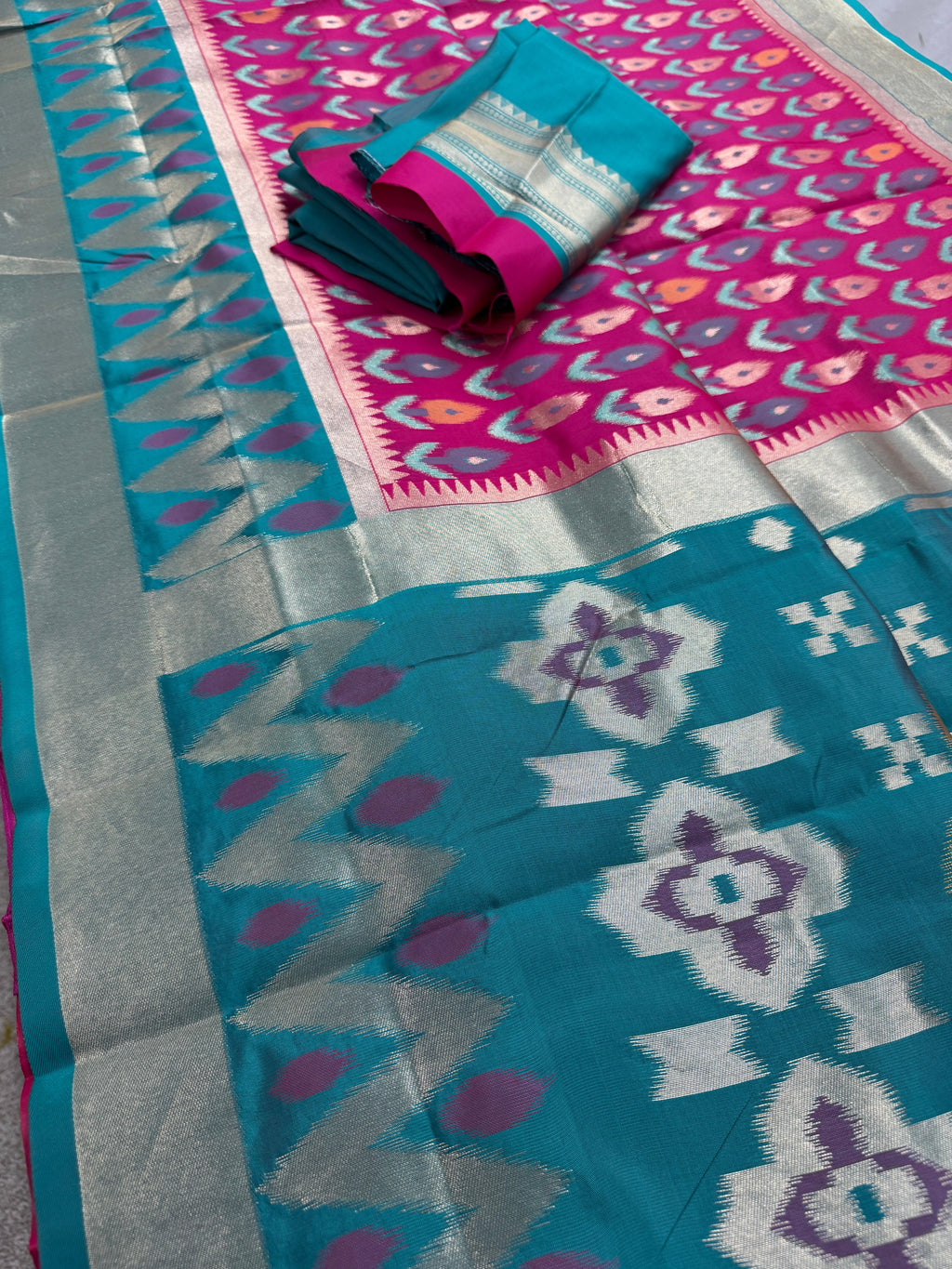 Kalyani | Hot Pink & Rama Green Art Silk Pochampally Saree
