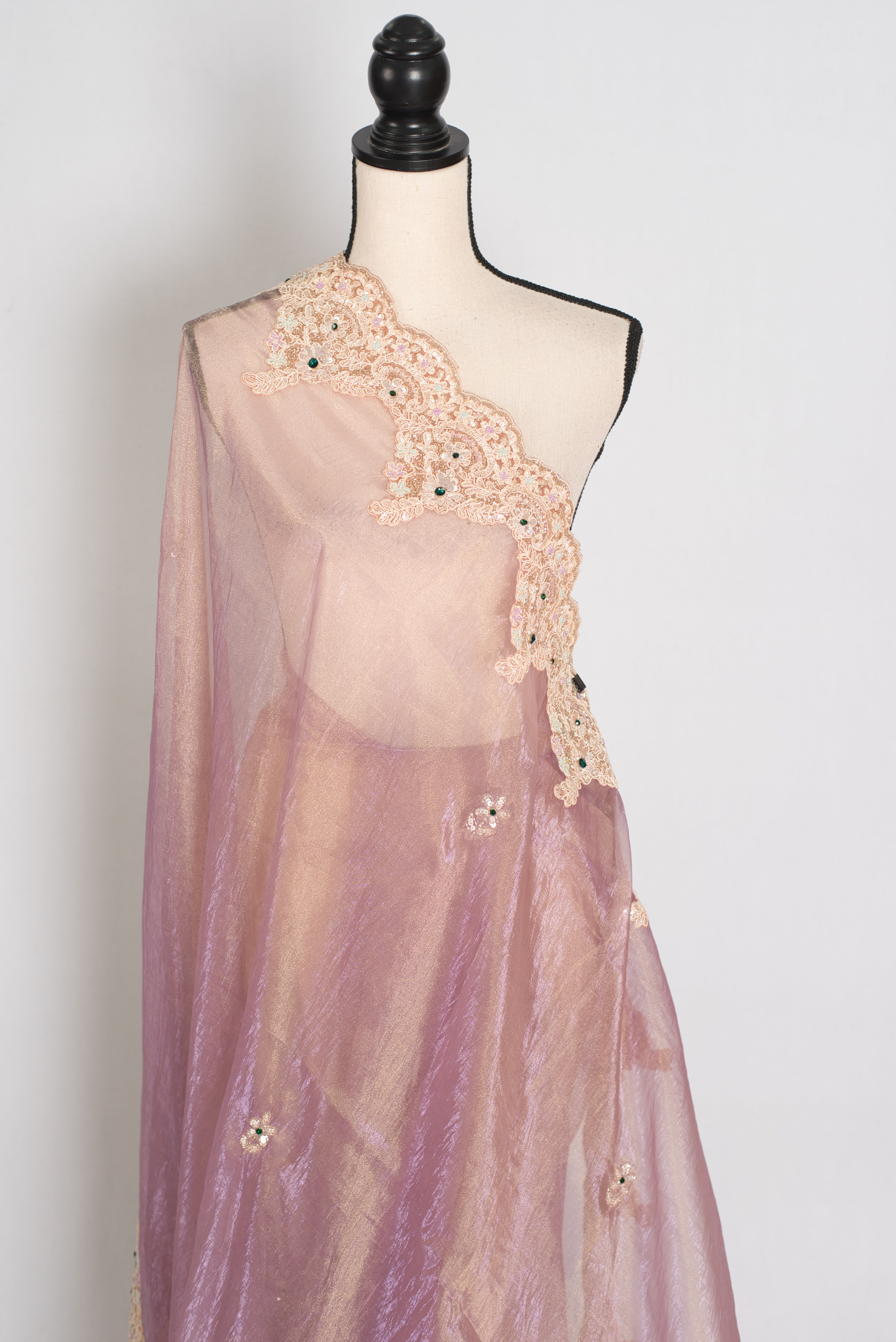 Priya | Lavender Soft Tissue Scalloped Embroidery Saree | Pastel Partywear