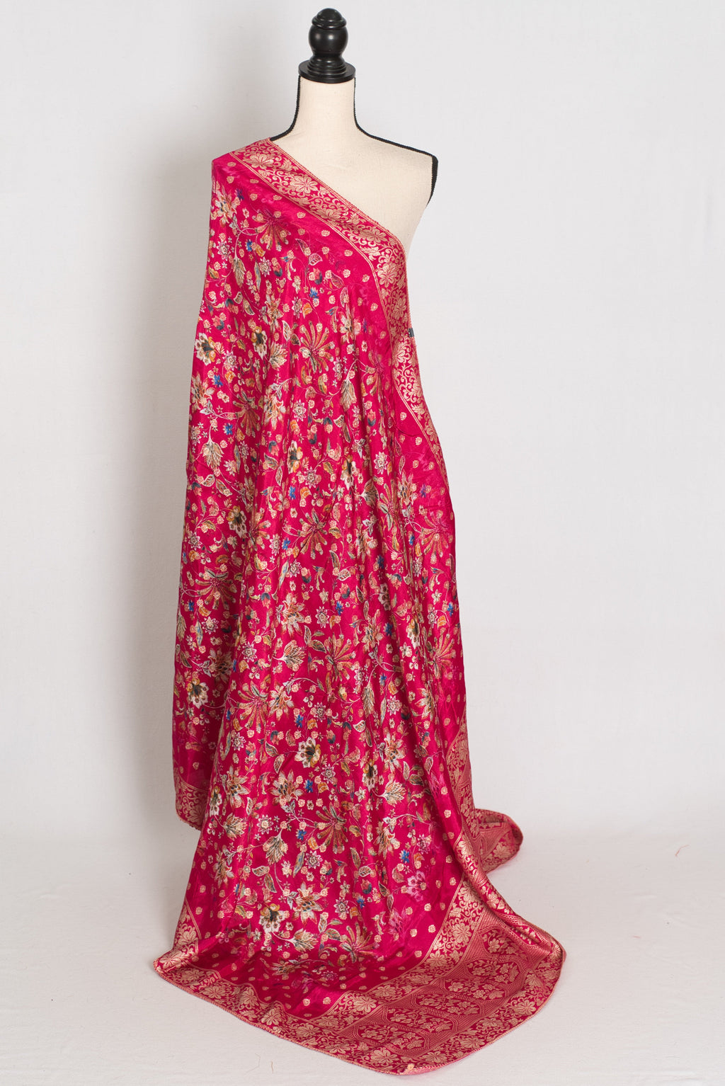 Arifa : Dark Pink Dola Silk Banarasi Dupatta
