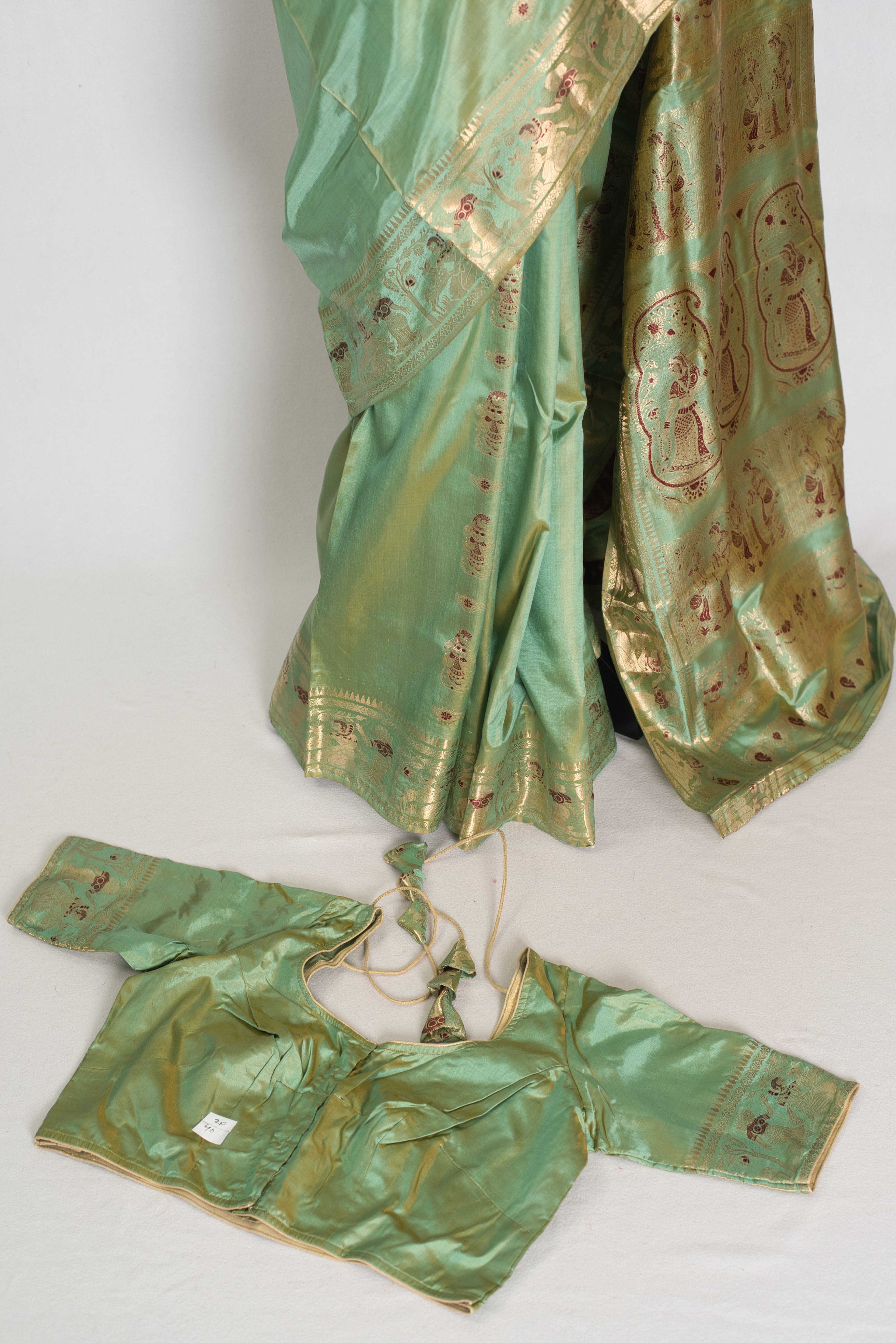 Vibha | Pastel Sea Green Handwoven Minakari Swarnachari Saree | 40 Size Blouse
