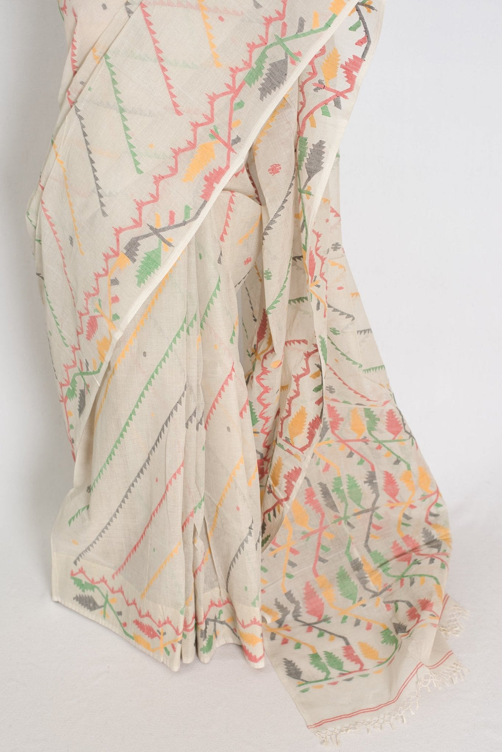 Durga: Cement White Bengal Cotton Jamdani Saree with Blouse
