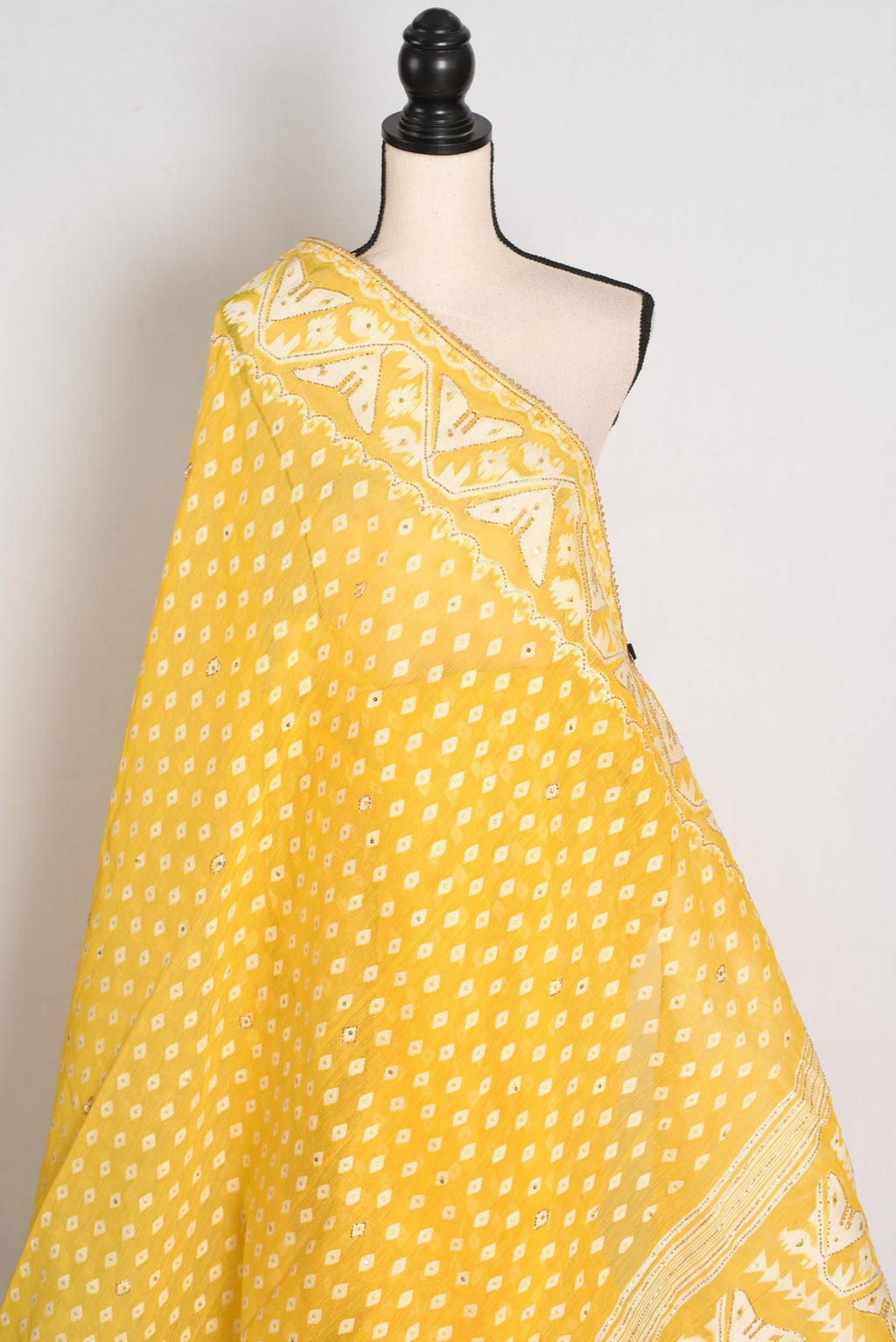 Gita – Bright Yellow and White Blended Cotton Jamdani Saree
