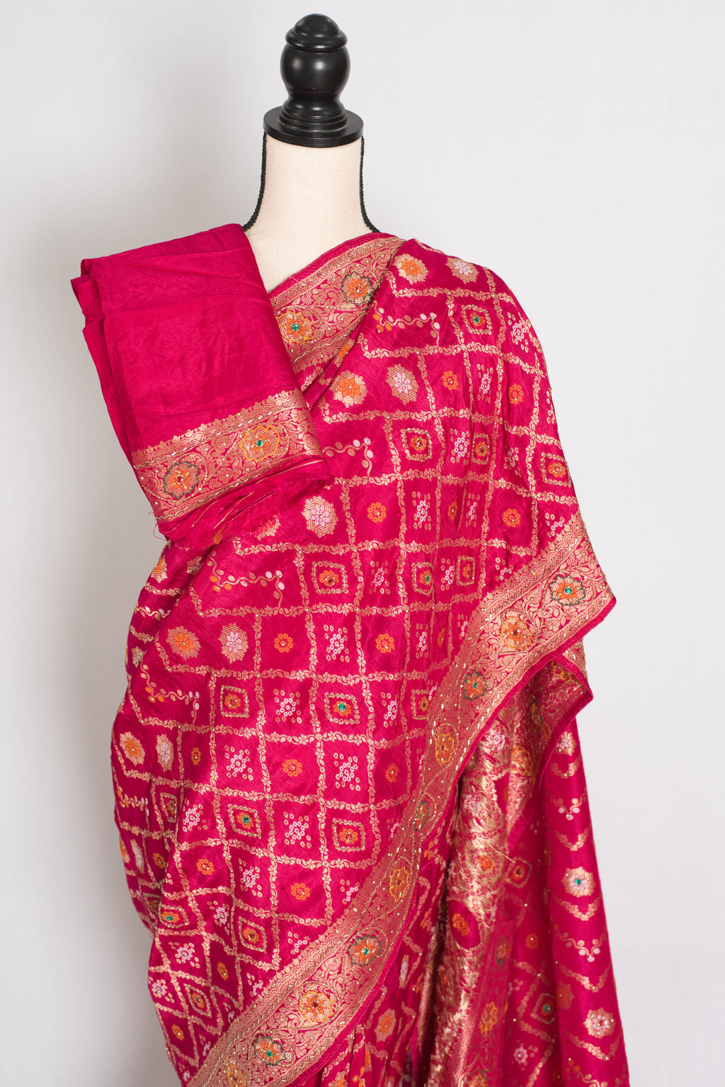Liza | Dark Pink Hand Embroidery Soft Dola Silk Banarasi Saree