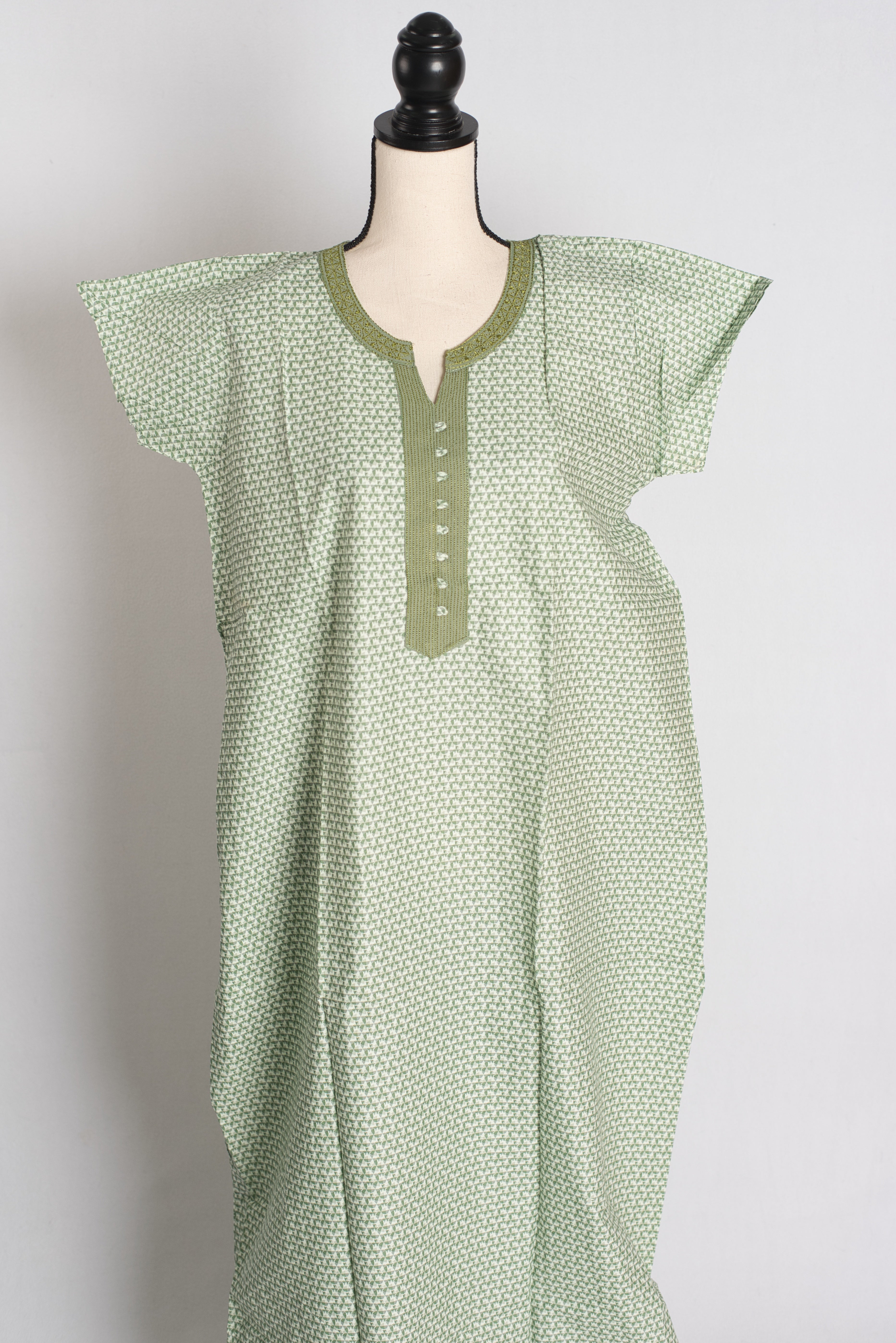 Printed Green Pure Cotton Indian Women Nighty in Regular Size