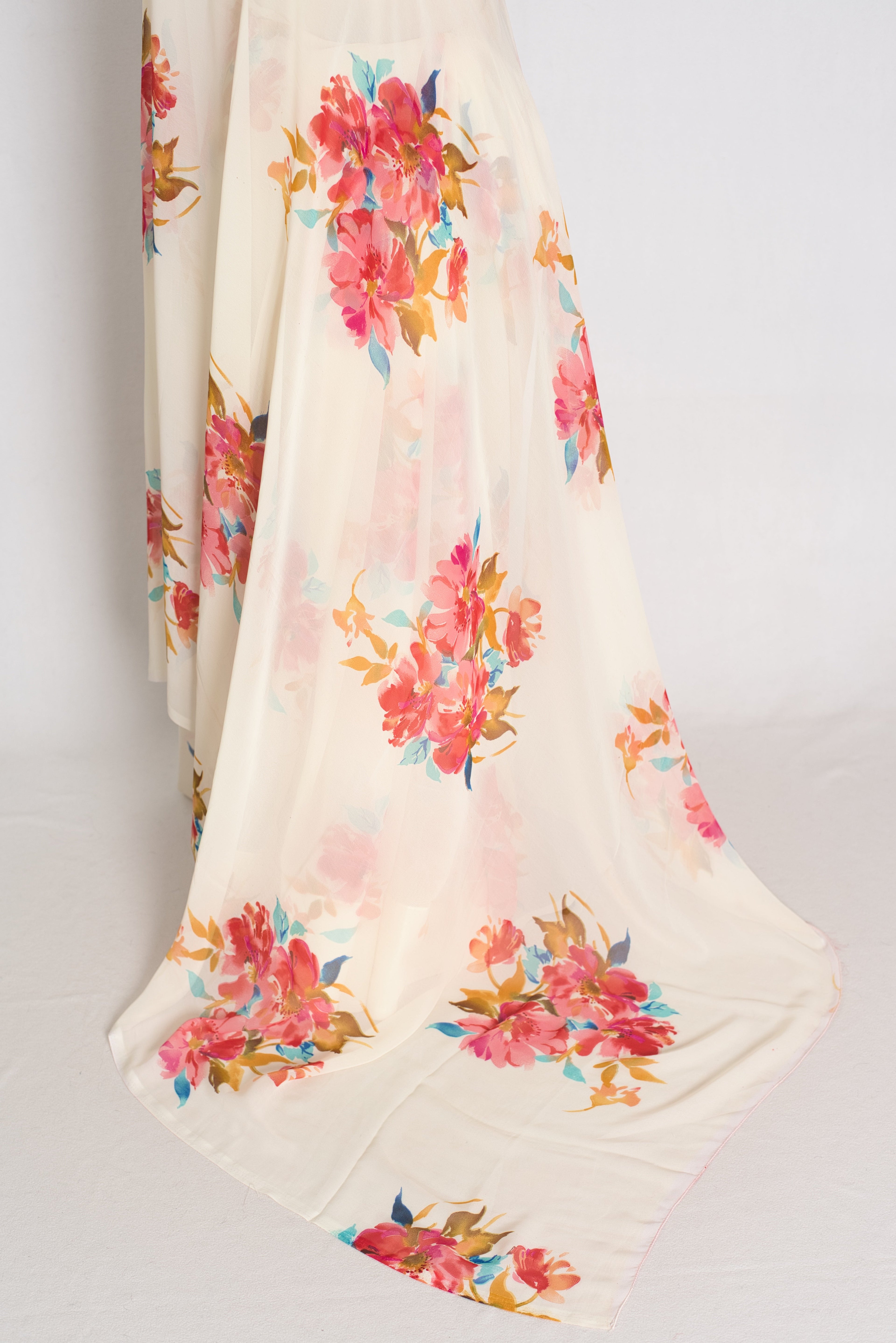 Liza : Cream and Red Floral Printed Chiffon Georgette Saree