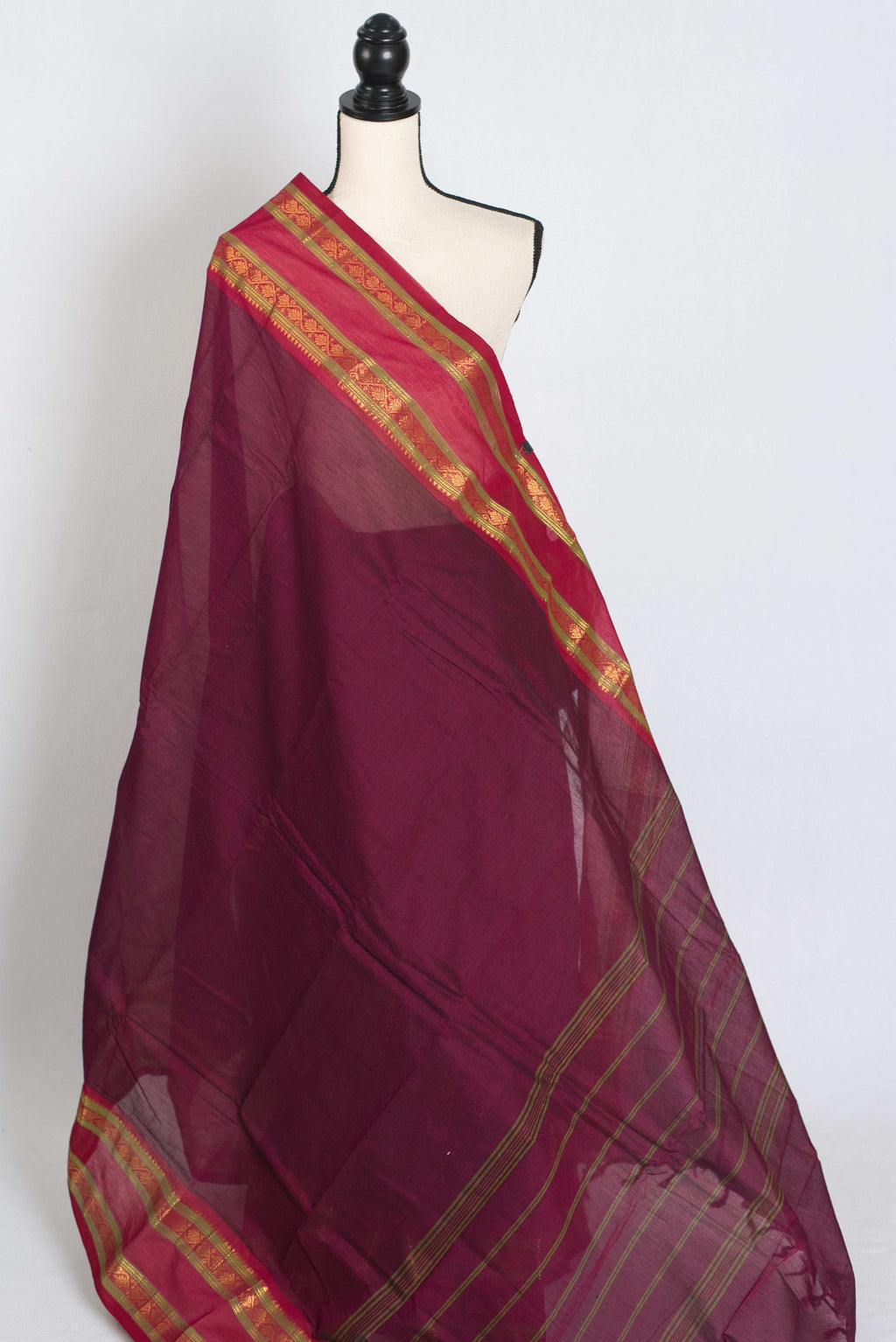 Kalyani : Handwoven Kanchi Cotton Saree in Maroonish Purple