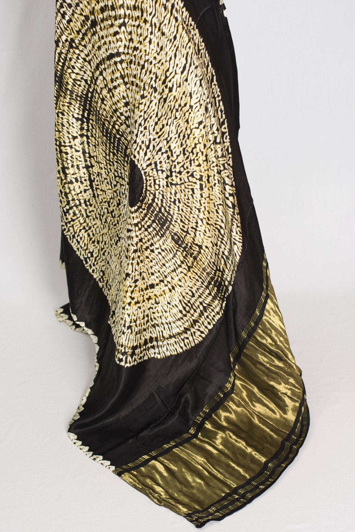 Farah : Modal Silk Bandhani Partywear Saree in Black and Gold