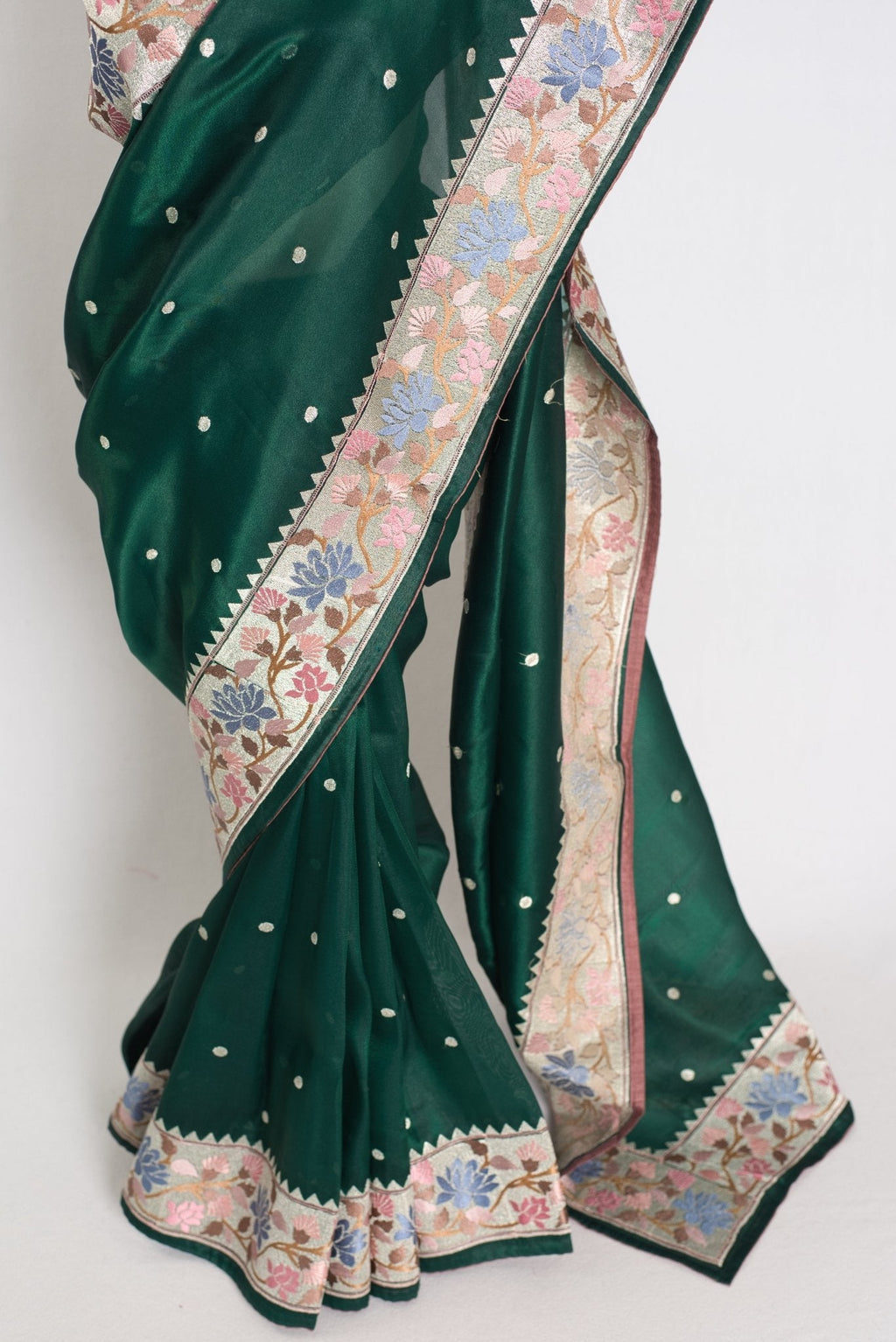 Farheen : Bottle Green Thread Embroidery Party Wear Organza Saree