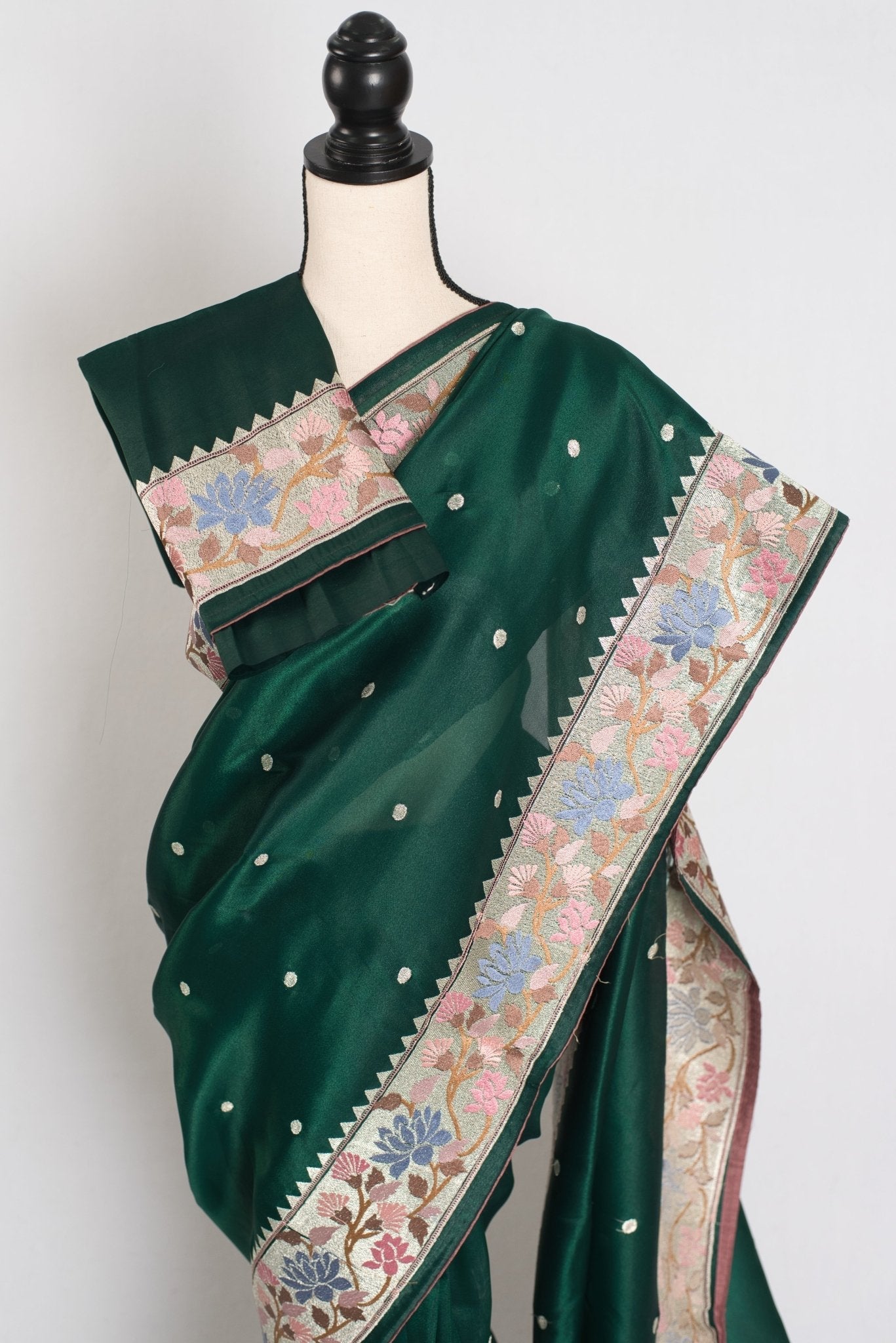 Farheen : Bottle Green Thread Embroidery Party Wear Organza Saree