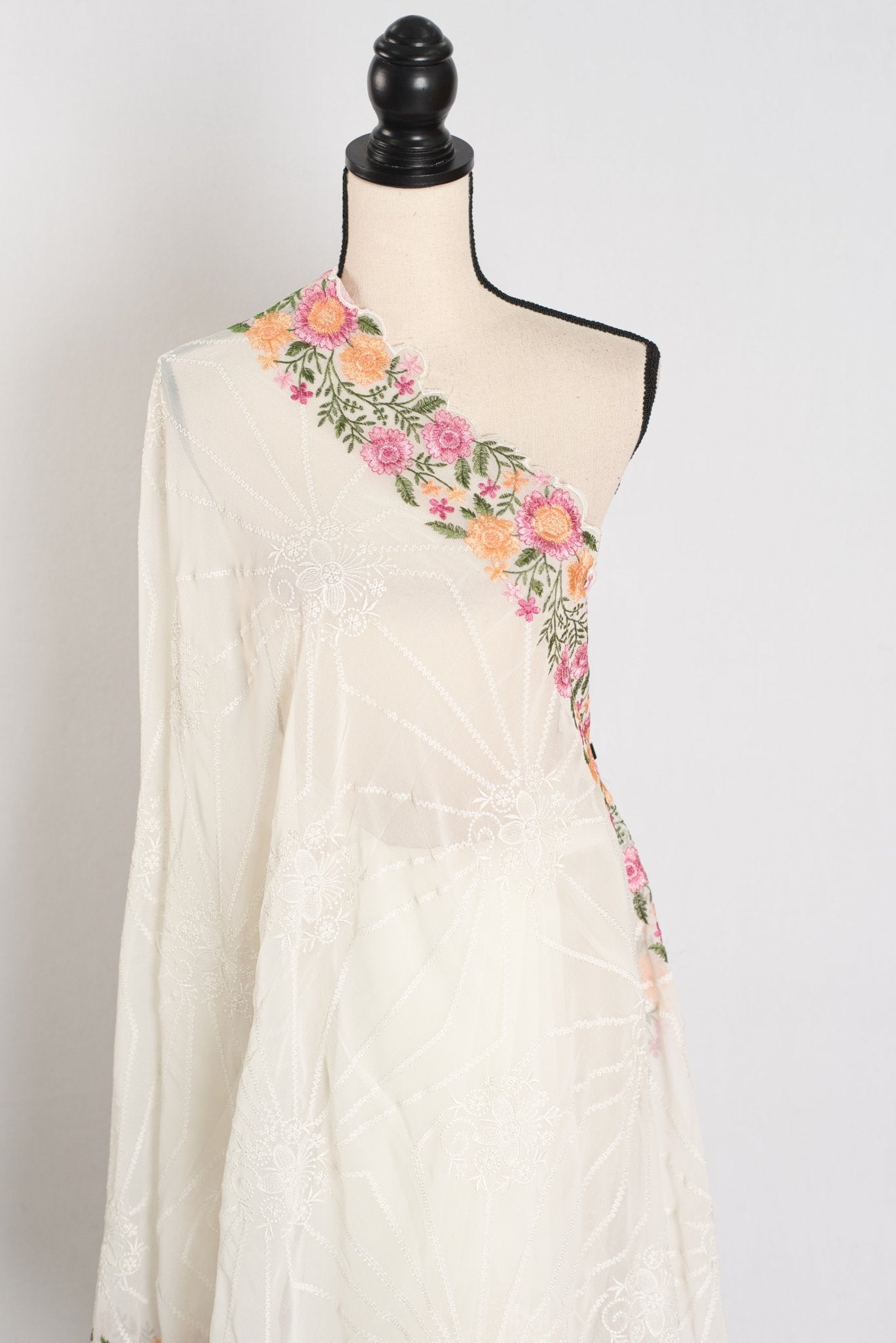 Farheen : Georgette Embroidery Designer Saree in Off White