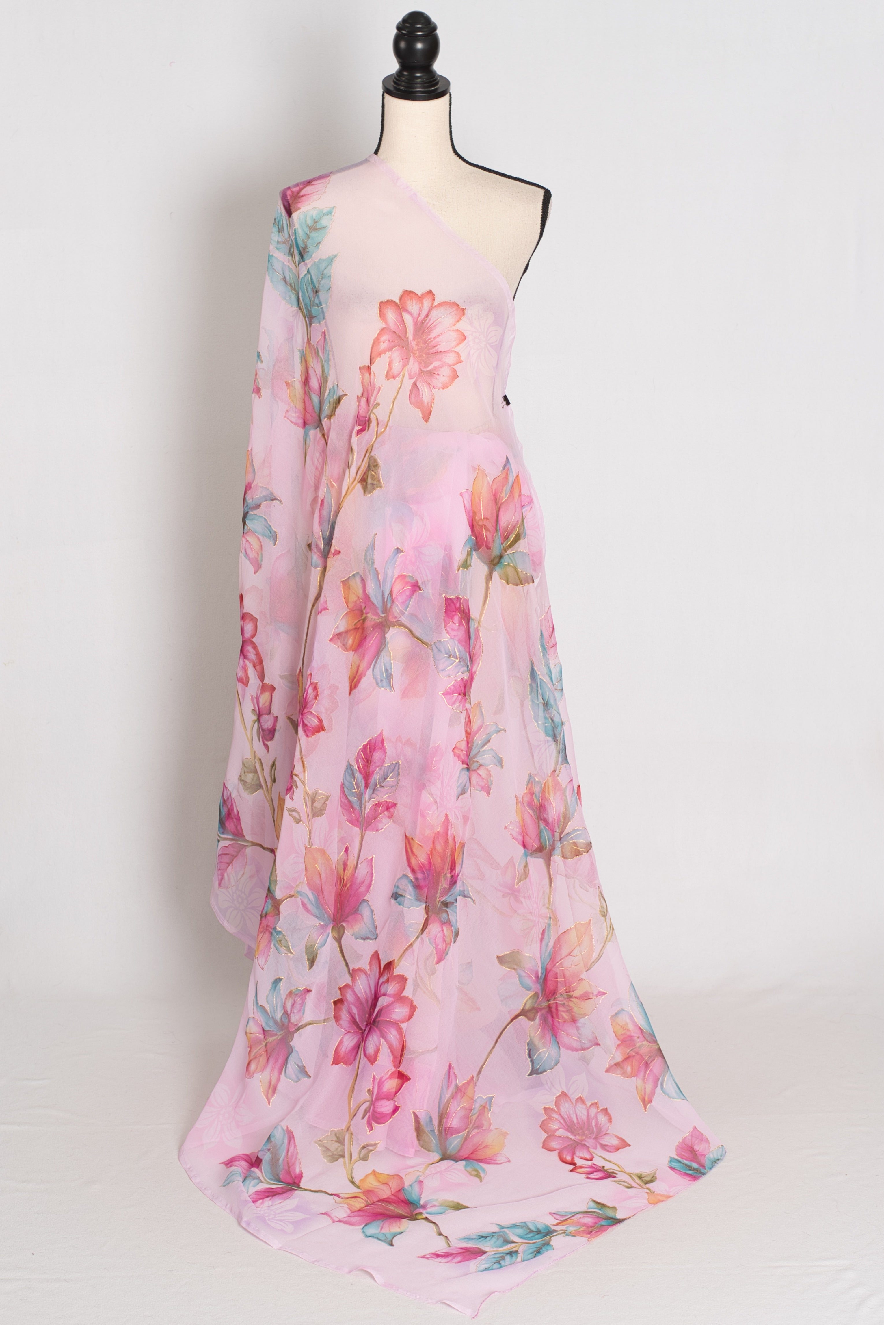 Lia : Pink Floral Printed Chiffon Saree – Budget-Friendly Summer Drape