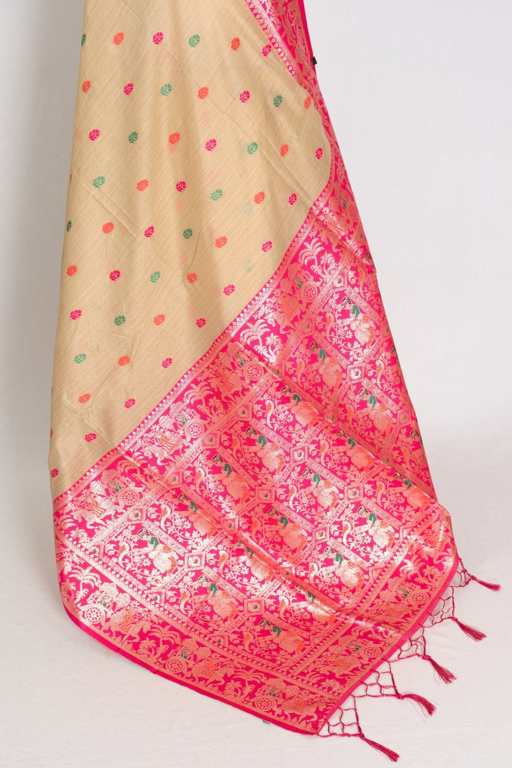 Gita: Beige & Pink Blended Cotton Baluchari Saree | Traditional Bengali Design