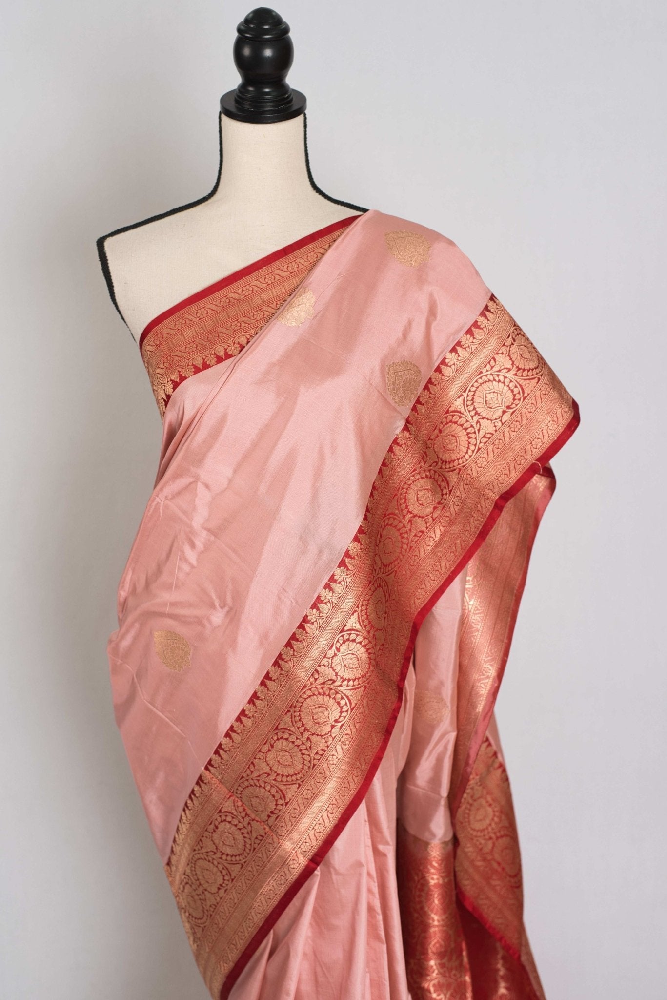 Gouri : Certified Katan Silk Banarasi Saree in Dusty Pink and Red