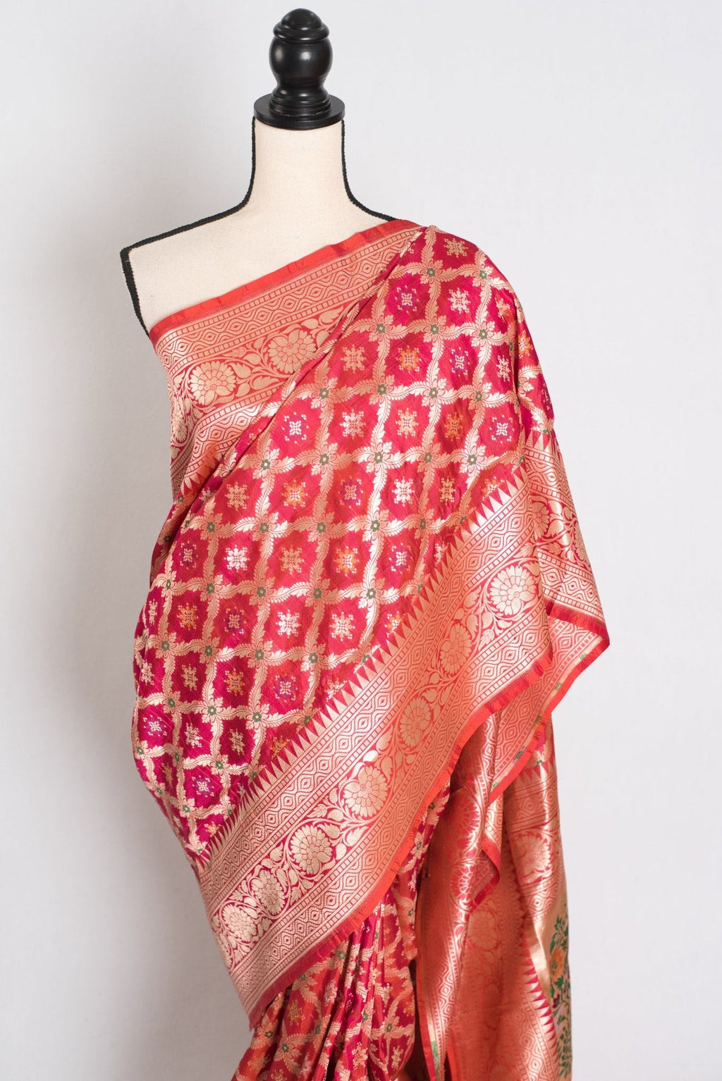 Ishq : Exclusive Coral Pink Bridal Banarasi Saree with Minakari Jaal Weaving