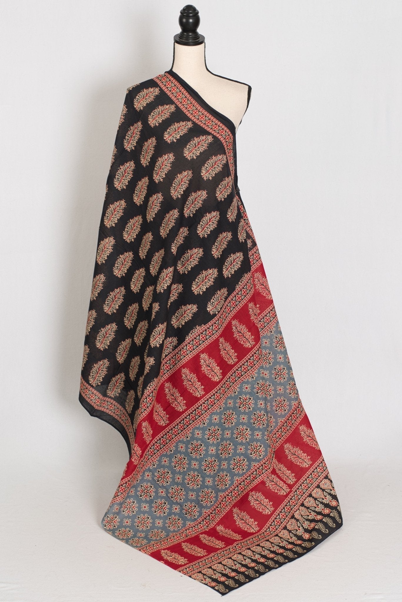 Kala: Black Mulmul Cotton Saree with Kalamkari Prints | Pure Cotton