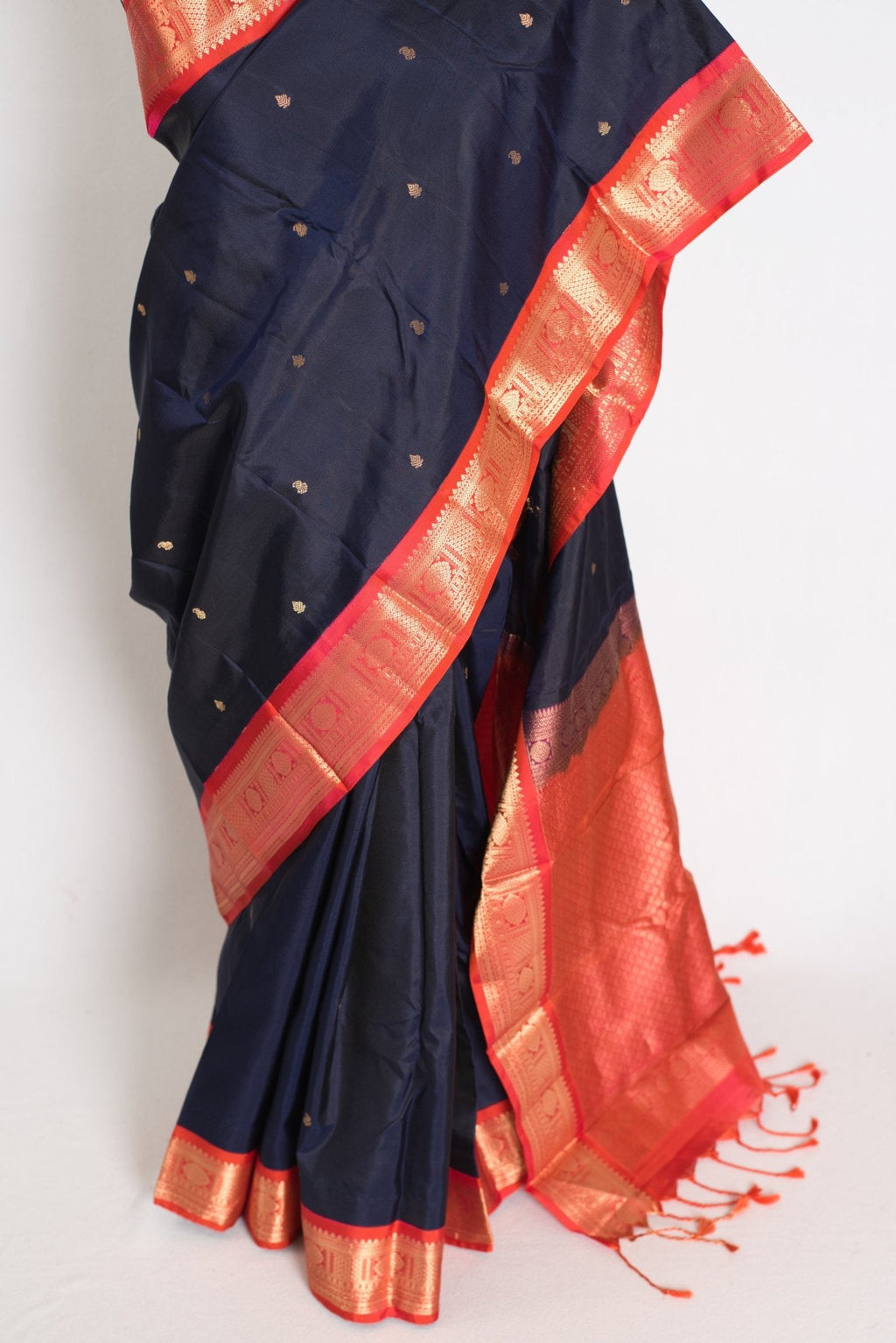 Kalyani: Midnight Blue and Peach Traditional Kanjivaram Silk Saree