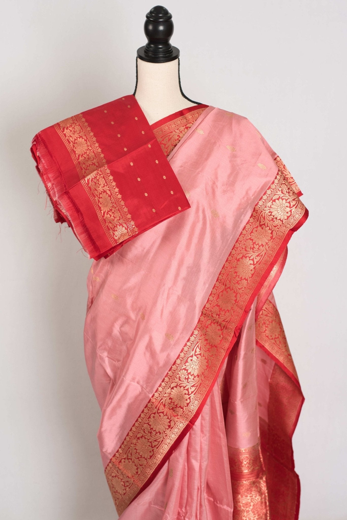 Kripa : Certified Katan Silk Banarasi Saree in Pink and Red