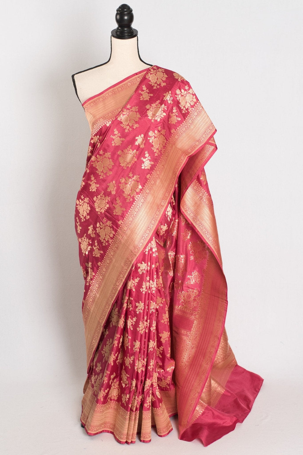 Mehuli: Silk Mark Certified Dusty Pink Bridal Banarasi Silk Saree