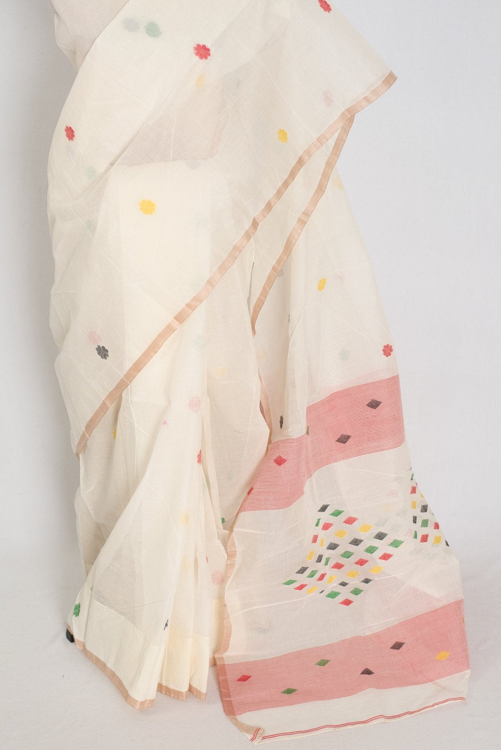 Mita: Pristine Off-White Bengal Handloom Cotton Jamdani Saree